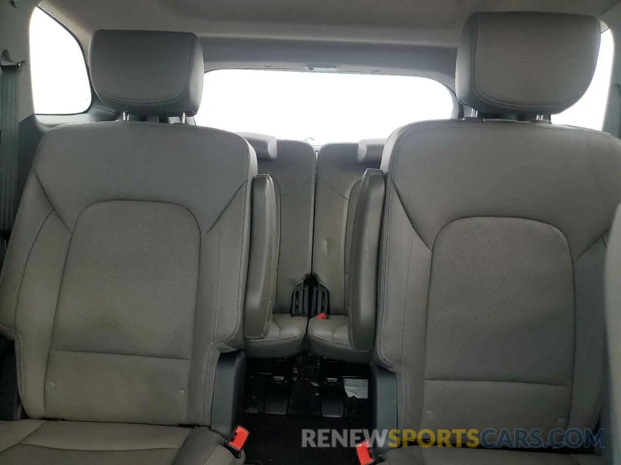 10 Фотография поврежденного автомобиля KM8SR4HF6KU299547 HYUNDAI SANTA FE 2019