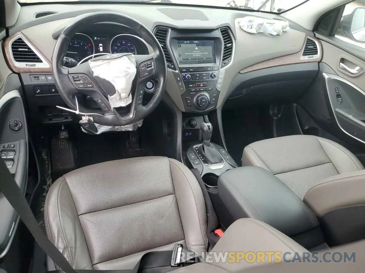 8 Фотография поврежденного автомобиля KM8SR4HF6KU299547 HYUNDAI SANTA FE 2019