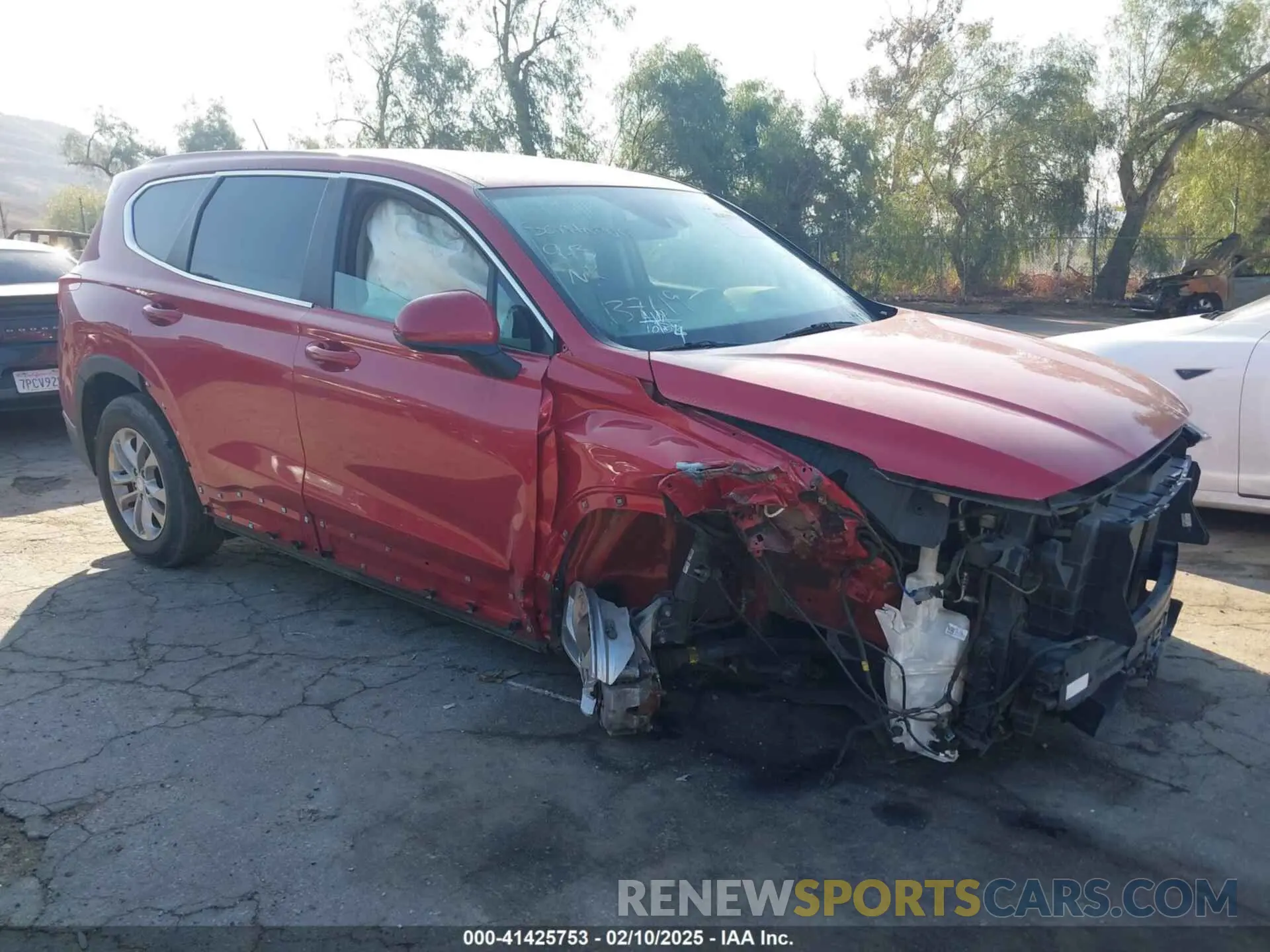 1 Photograph of a damaged car 5NMS23AD1LH137619 HYUNDAI SANTA FE 2020