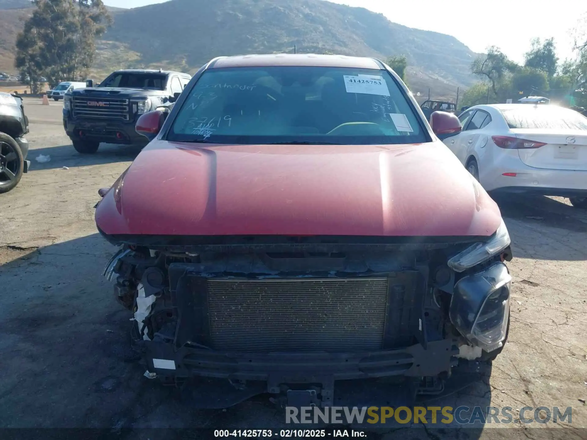 13 Photograph of a damaged car 5NMS23AD1LH137619 HYUNDAI SANTA FE 2020