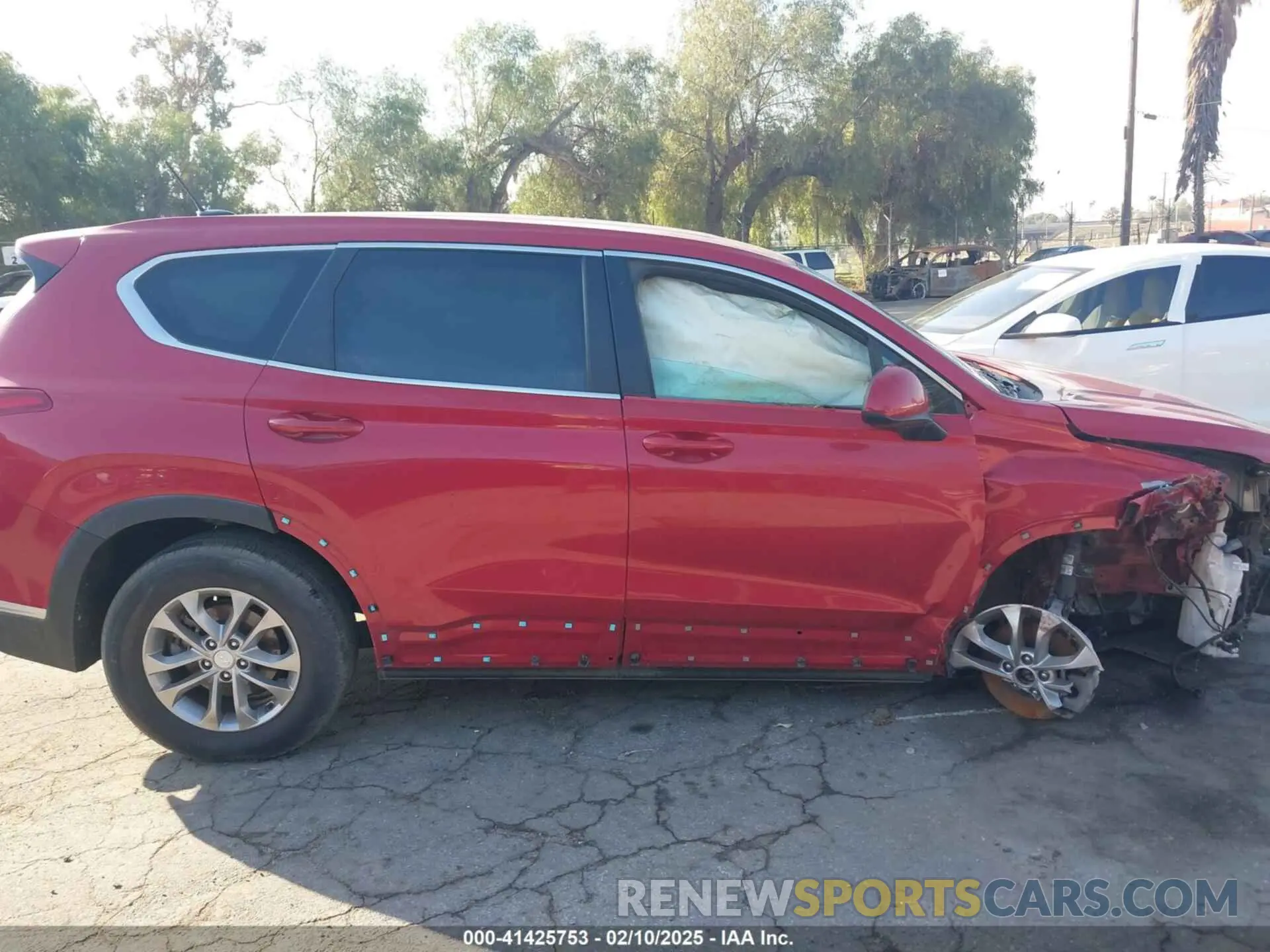14 Photograph of a damaged car 5NMS23AD1LH137619 HYUNDAI SANTA FE 2020