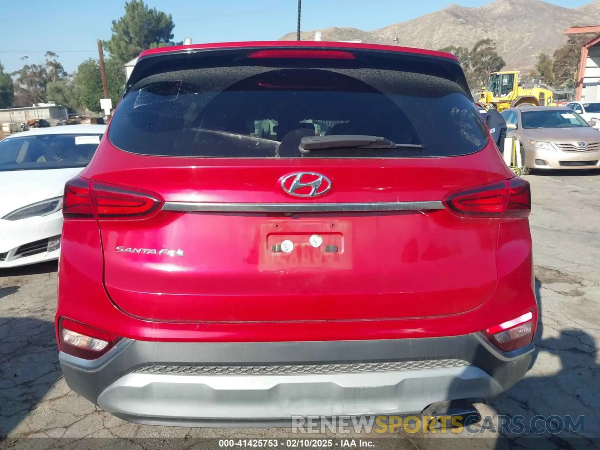 17 Photograph of a damaged car 5NMS23AD1LH137619 HYUNDAI SANTA FE 2020