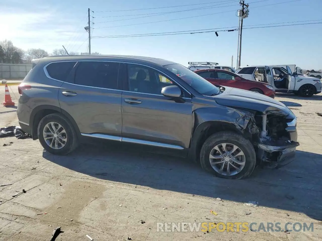 4 Photograph of a damaged car 5NMS23AD4LH142281 HYUNDAI SANTA FE 2020