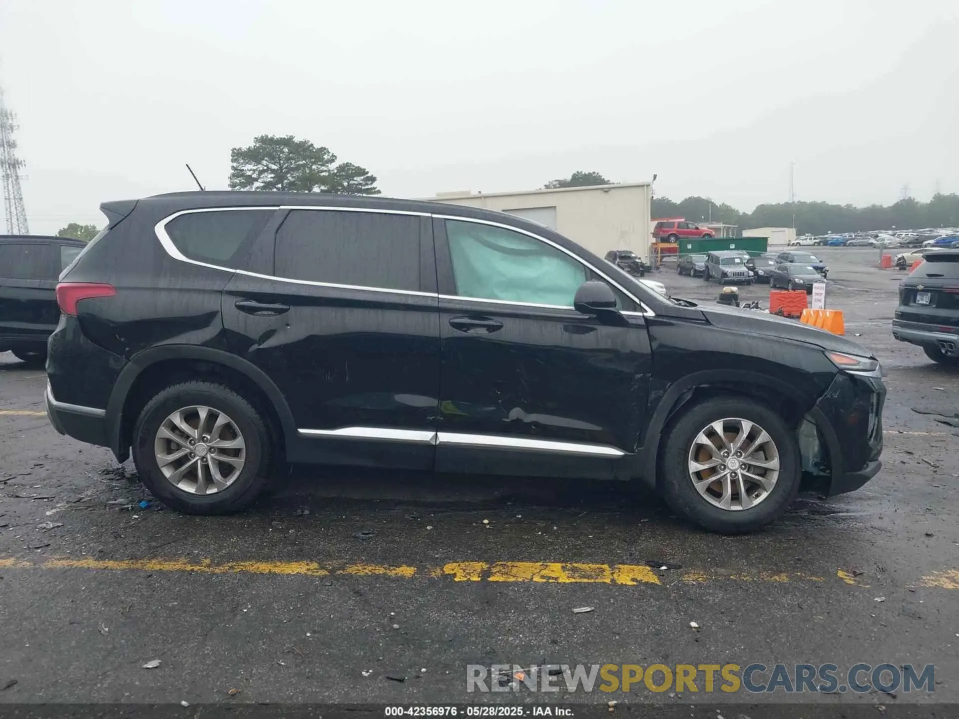 14 Photograph of a damaged car 5NMS23AD6LH244424 HYUNDAI SANTA FE 2020