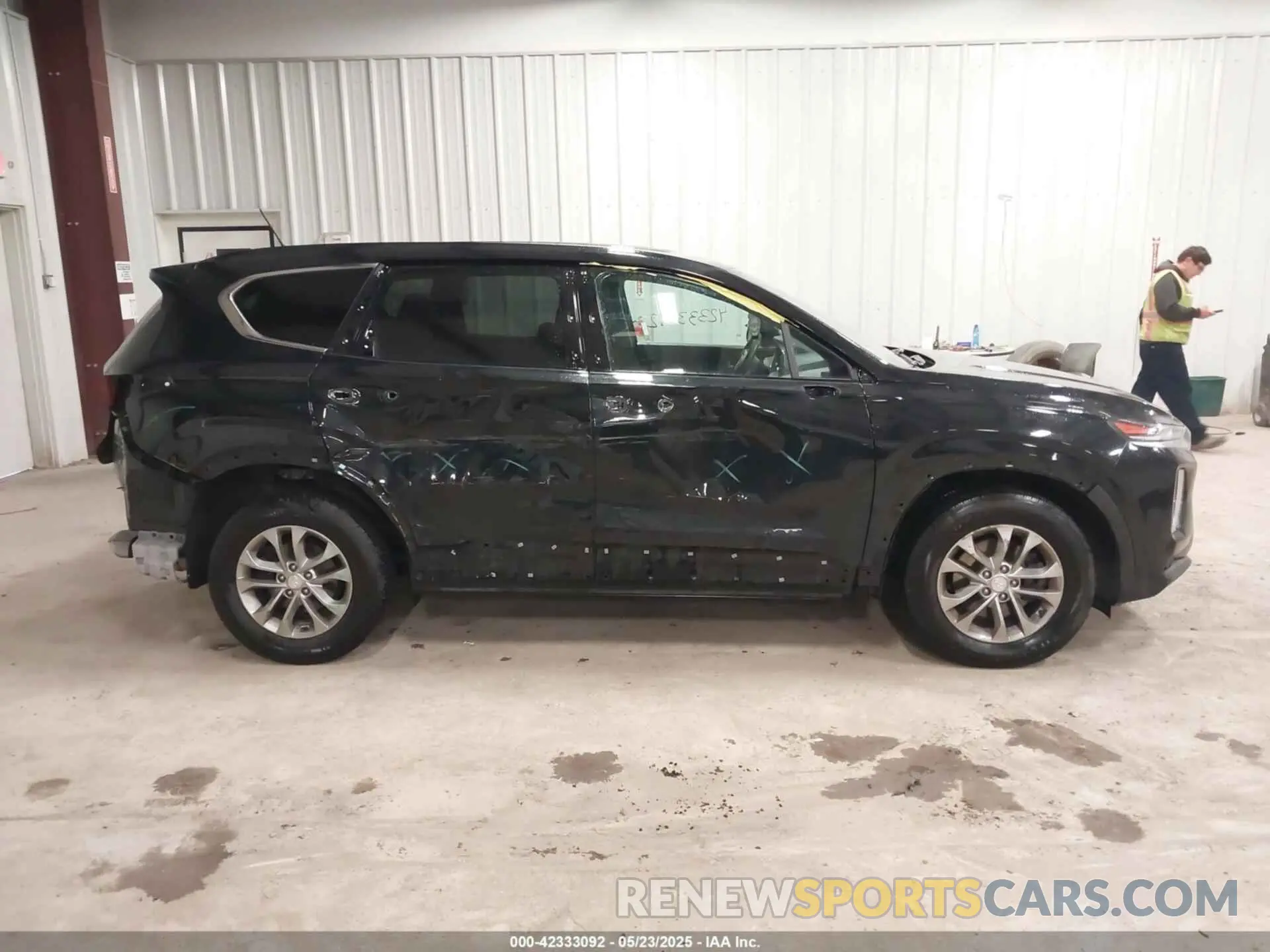 13 Photograph of a damaged car 5NMS2CAD1LH298441 HYUNDAI SANTA FE 2020