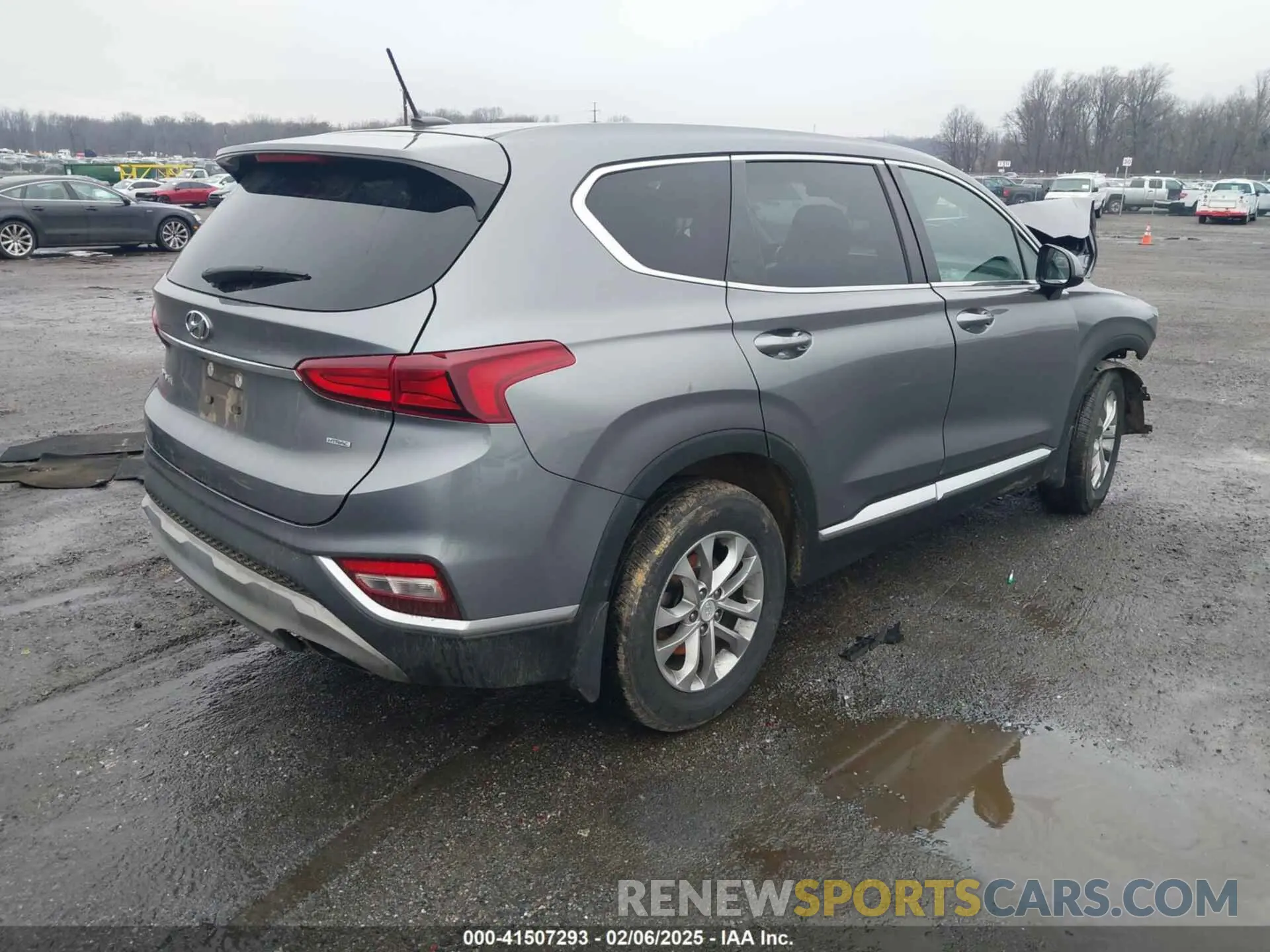 4 Фотография поврежденного автомобиля 5NMS2CAD2LH149343 HYUNDAI SANTA FE 2020