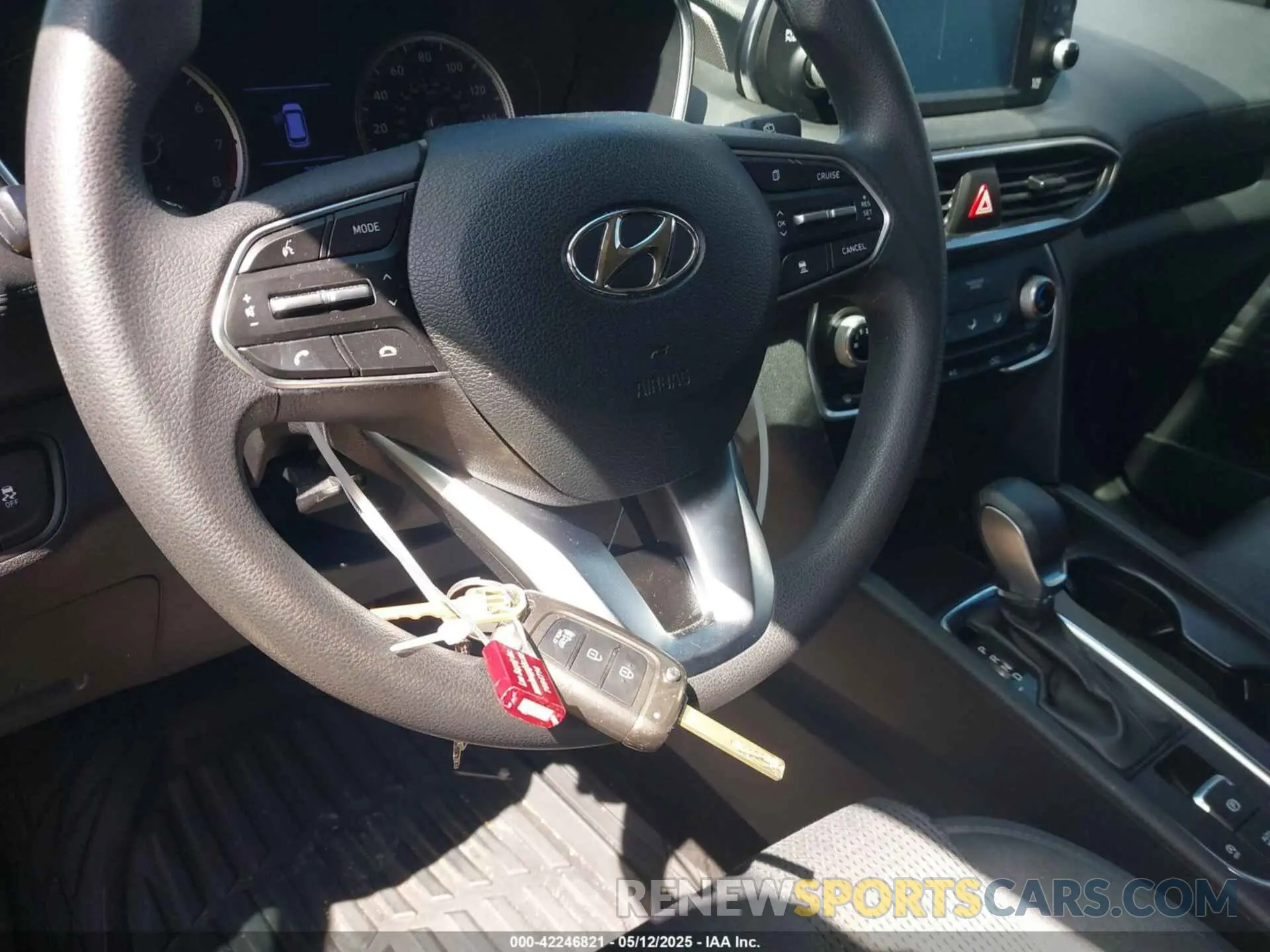 11 Photograph of a damaged car 5NMS2CAD2LH157121 HYUNDAI SANTA FE 2020