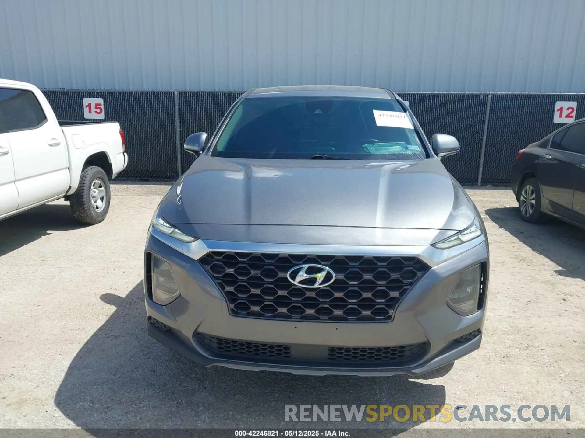 12 Photograph of a damaged car 5NMS2CAD2LH157121 HYUNDAI SANTA FE 2020