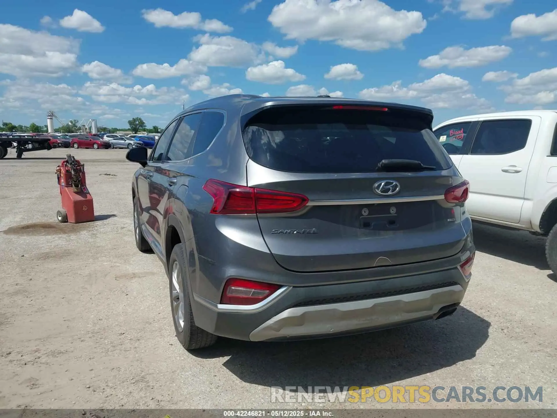 3 Photograph of a damaged car 5NMS2CAD2LH157121 HYUNDAI SANTA FE 2020