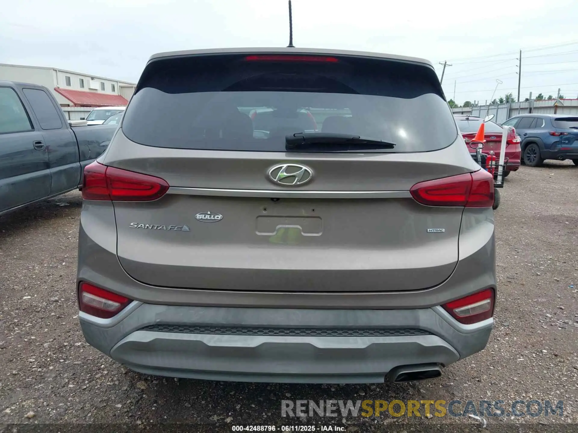 16 Photograph of a damaged car 5NMS2CAD3LH141543 HYUNDAI SANTA FE 2020