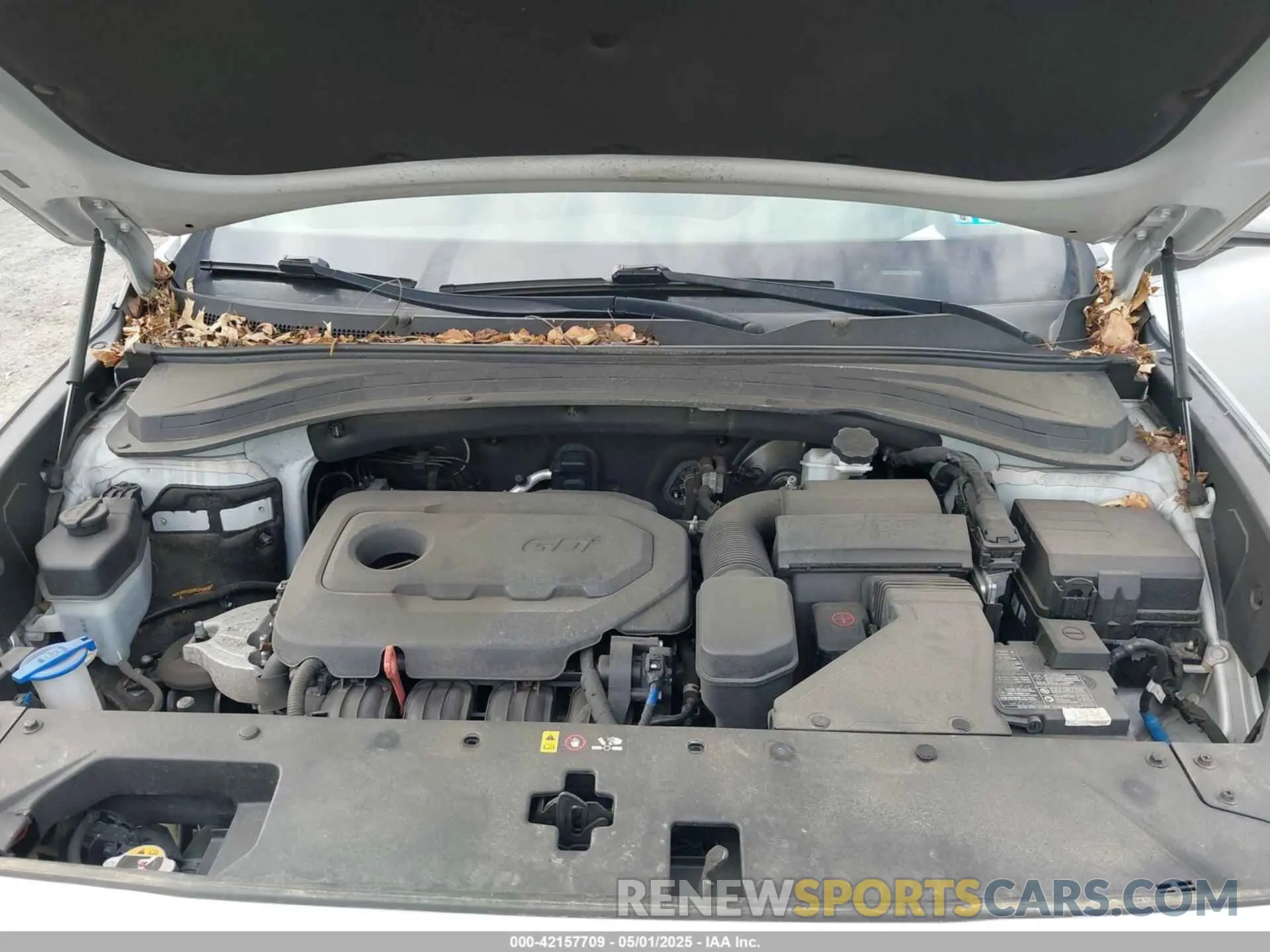 10 Photograph of a damaged car 5NMS2CAD3LH147634 HYUNDAI SANTA FE 2020