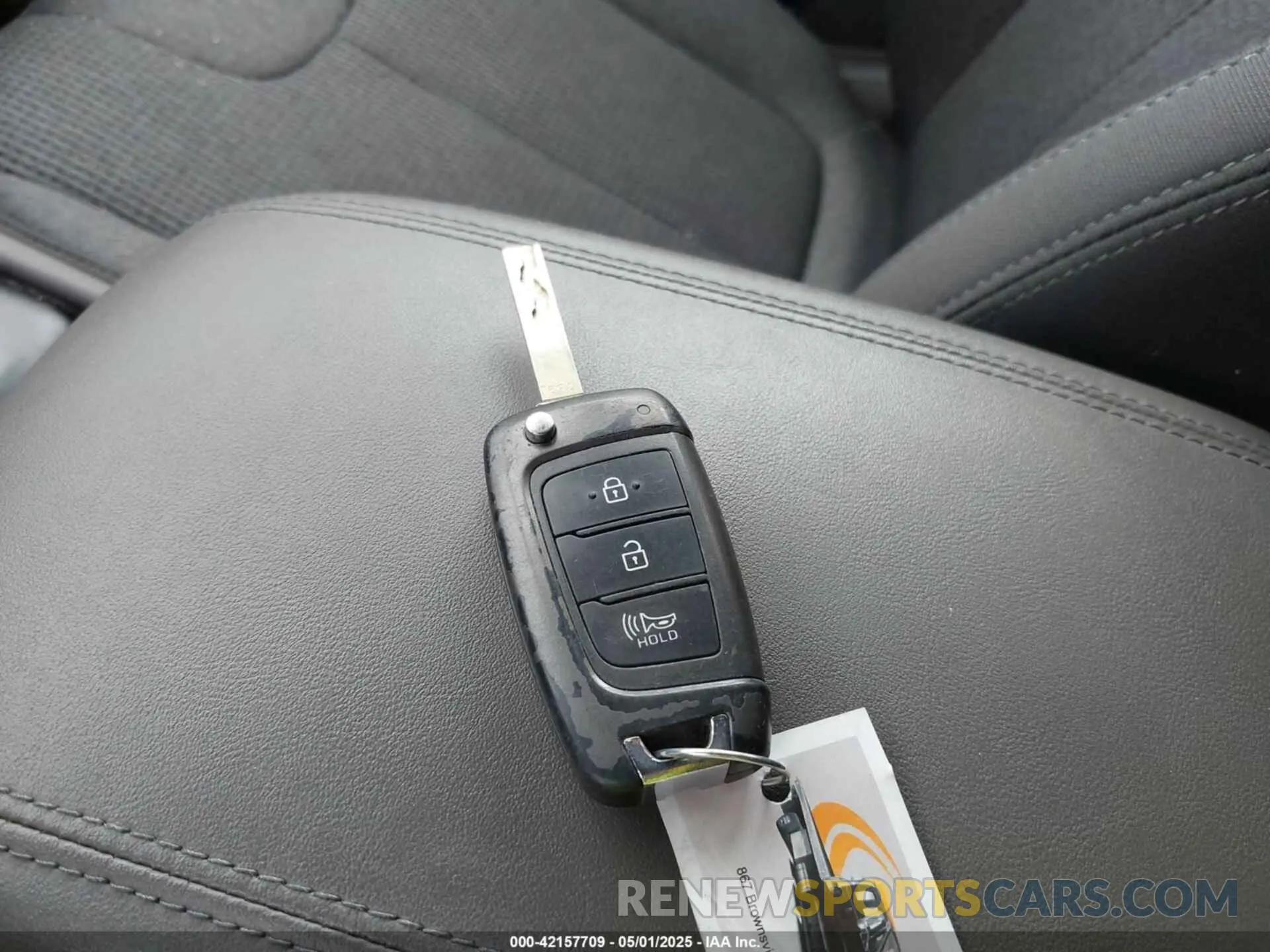 11 Photograph of a damaged car 5NMS2CAD3LH147634 HYUNDAI SANTA FE 2020