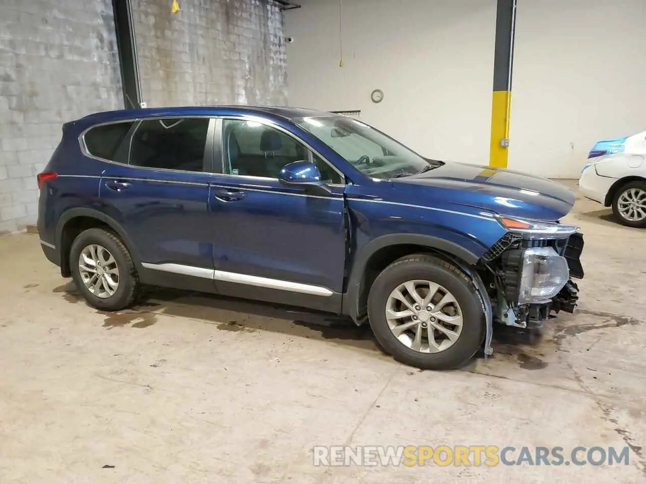 4 Photograph of a damaged car 5NMS2CAD4LH180349 HYUNDAI SANTA FE 2020