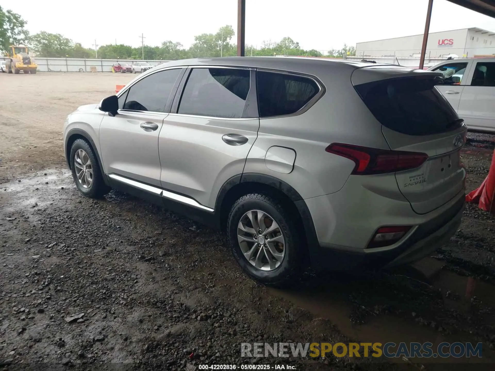 3 Photograph of a damaged car 5NMS2CAD6LH167246 HYUNDAI SANTA FE 2020