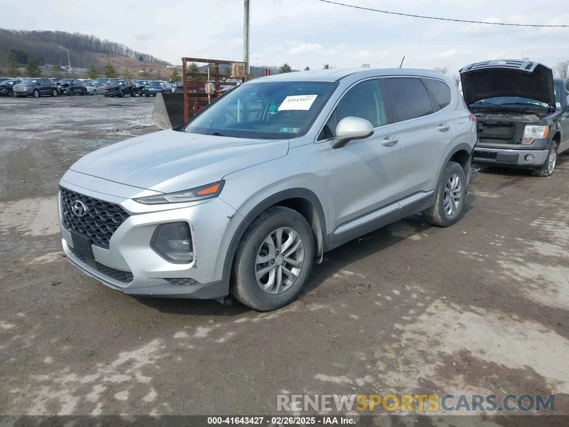 2 Photograph of a damaged car 5NMS2CAD6LH168588 HYUNDAI SANTA FE 2020