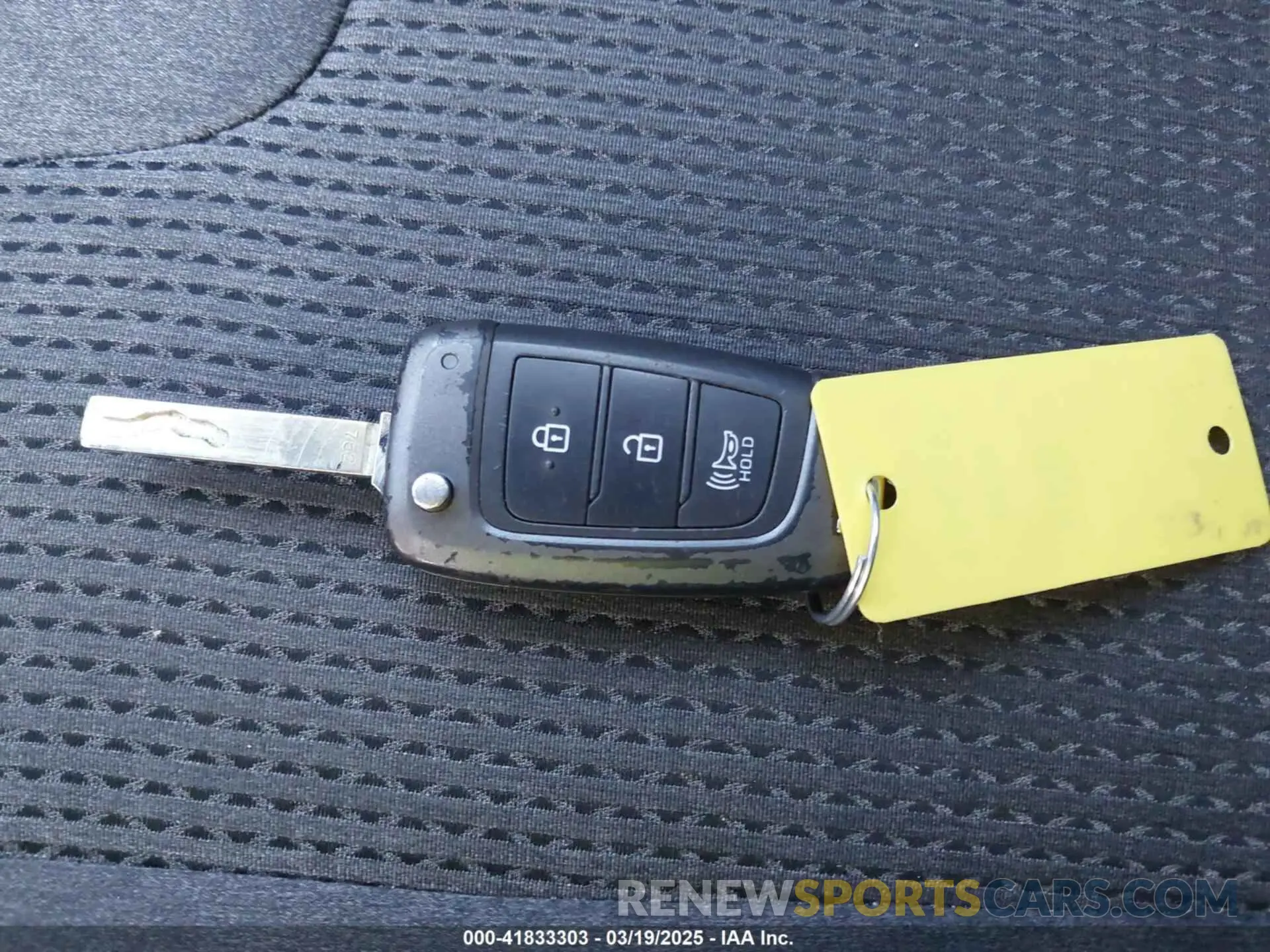 11 Photograph of a damaged car 5NMS2CAD7LH269302 HYUNDAI SANTA FE 2020