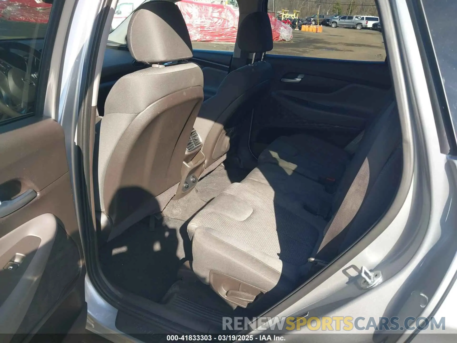 8 Photograph of a damaged car 5NMS2CAD7LH269302 HYUNDAI SANTA FE 2020