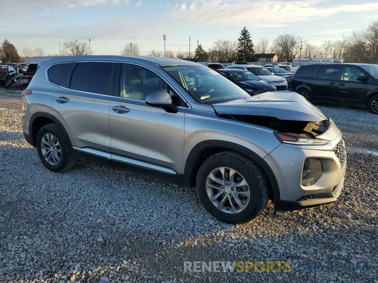 4 Photograph of a damaged car 5NMS2CADXLH272985 HYUNDAI SANTA FE 2020