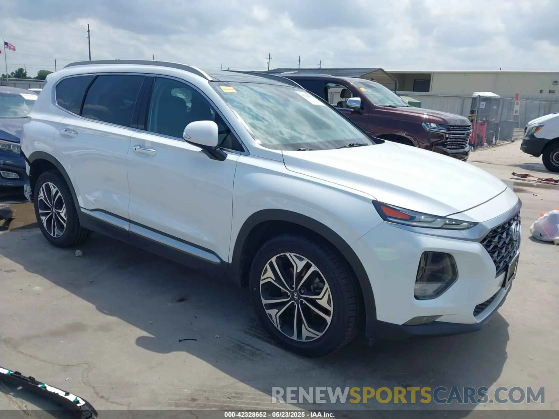 1 Фотография поврежденного автомобиля 5NMS33AA2LH214808 HYUNDAI SANTA FE 2020