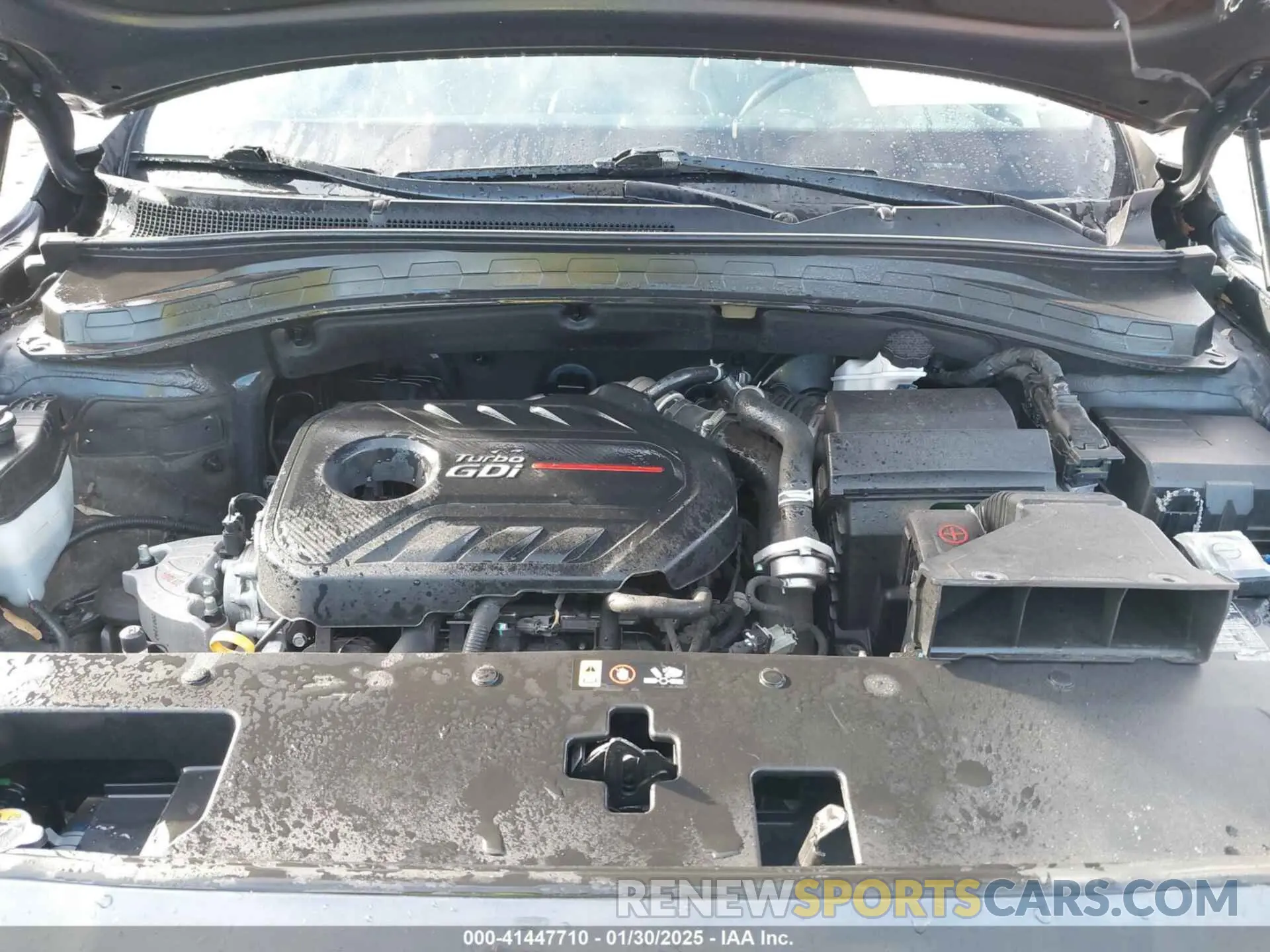 10 Photograph of a damaged car 5NMS33AA4LH272449 HYUNDAI SANTA FE 2020