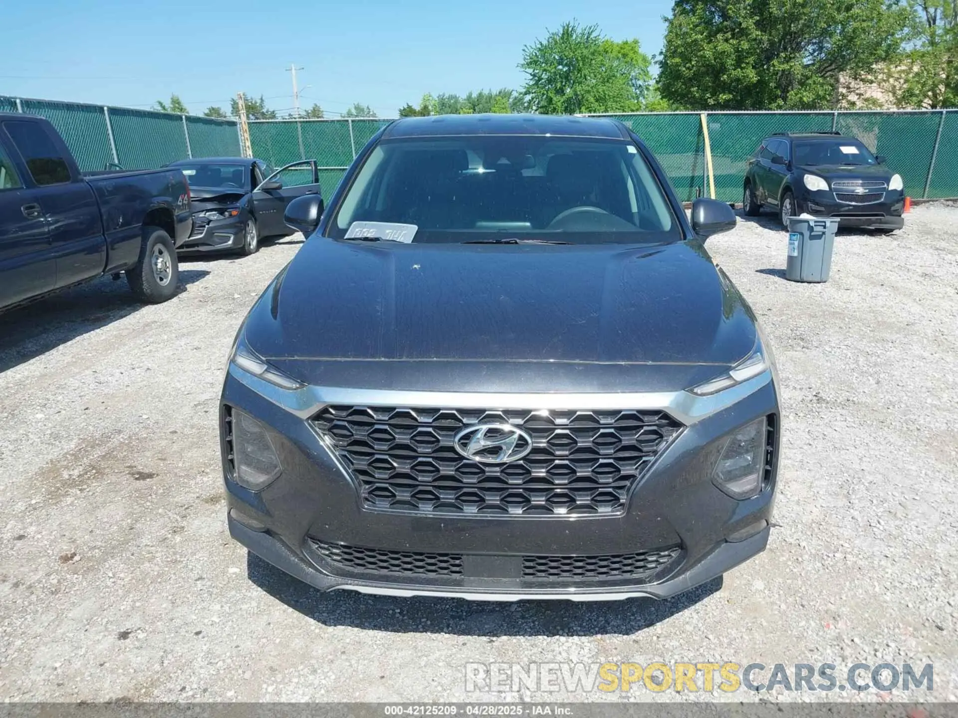 12 Photograph of a damaged car 5NMS33AD1LH207018 HYUNDAI SANTA FE 2020