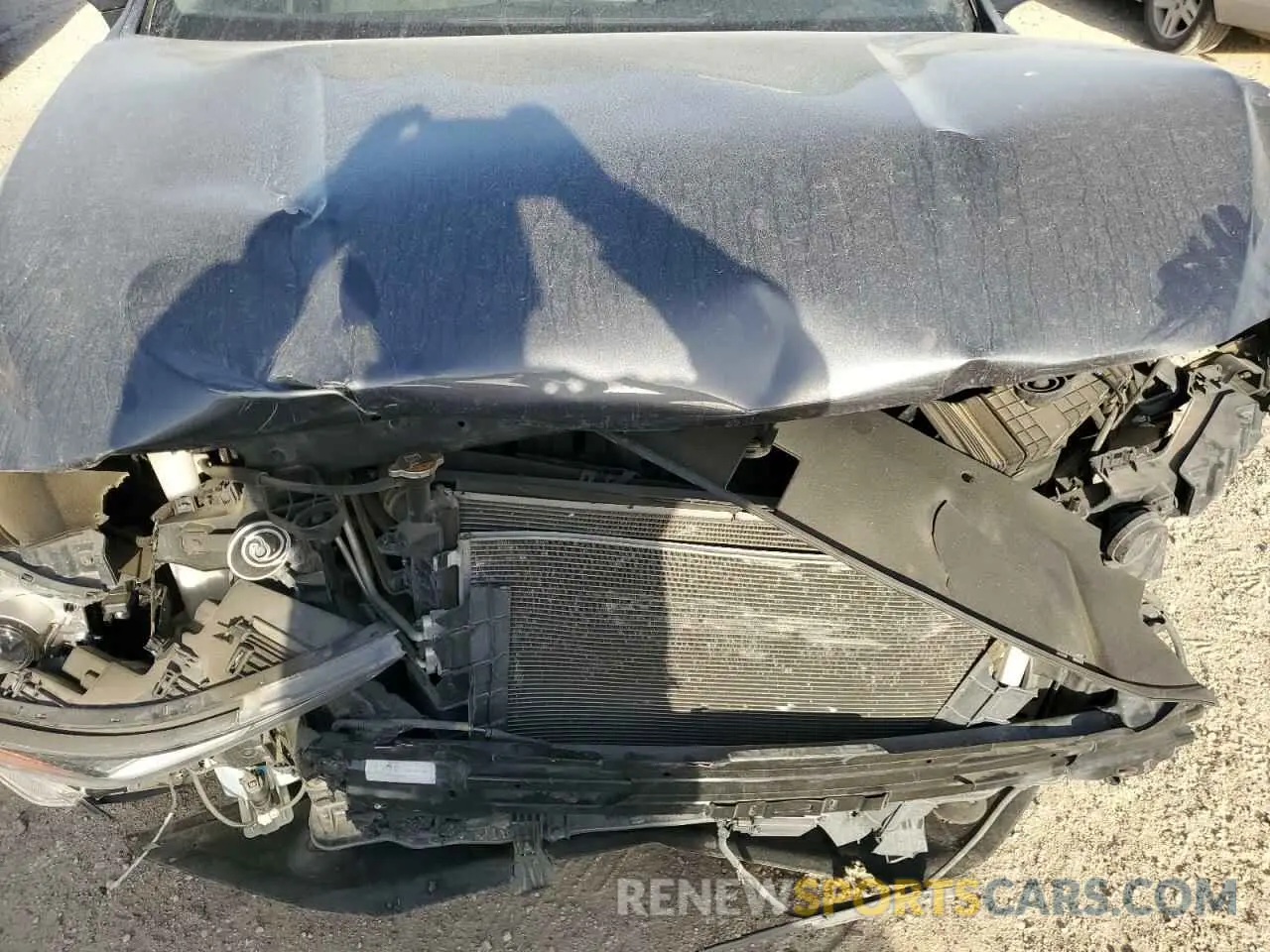 12 Photograph of a damaged car 5NMS33AD1LH222571 HYUNDAI SANTA FE 2020