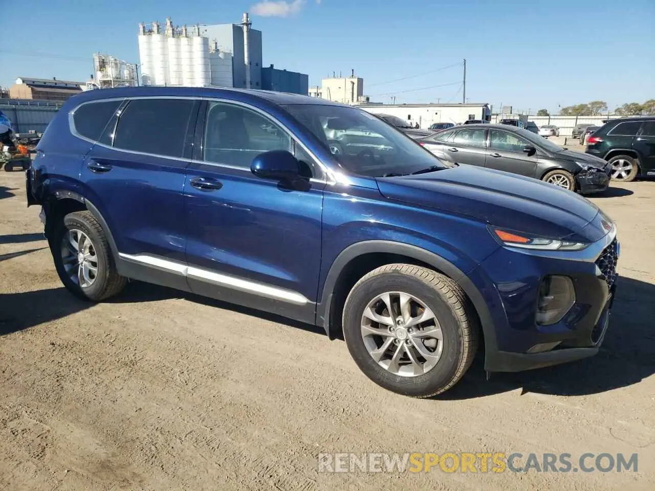 4 Photograph of a damaged car 5NMS33AD4LH161765 HYUNDAI SANTA FE 2020