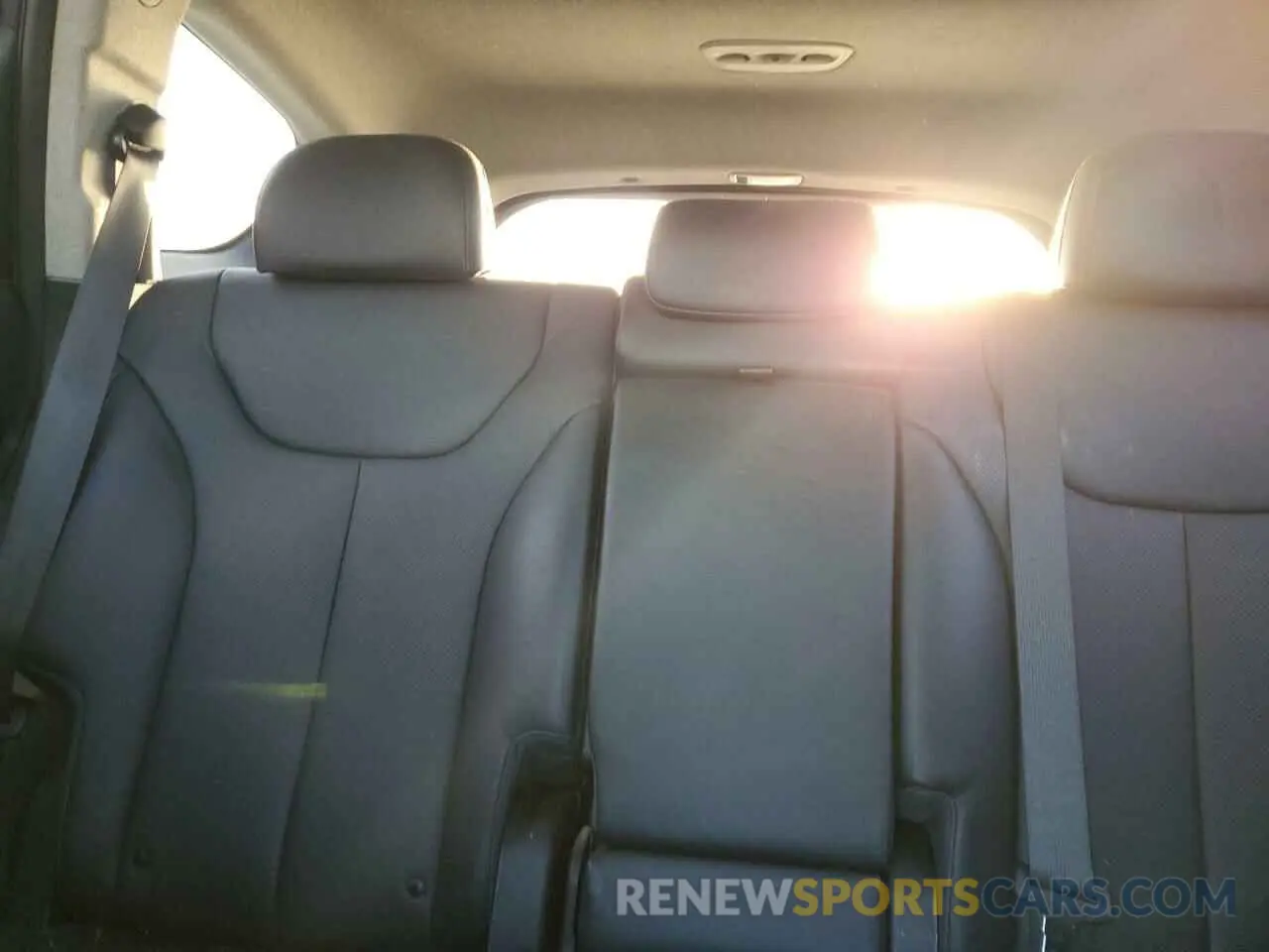 10 Фотография поврежденного автомобиля 5NMS33AD4LH210799 HYUNDAI SANTA FE 2020