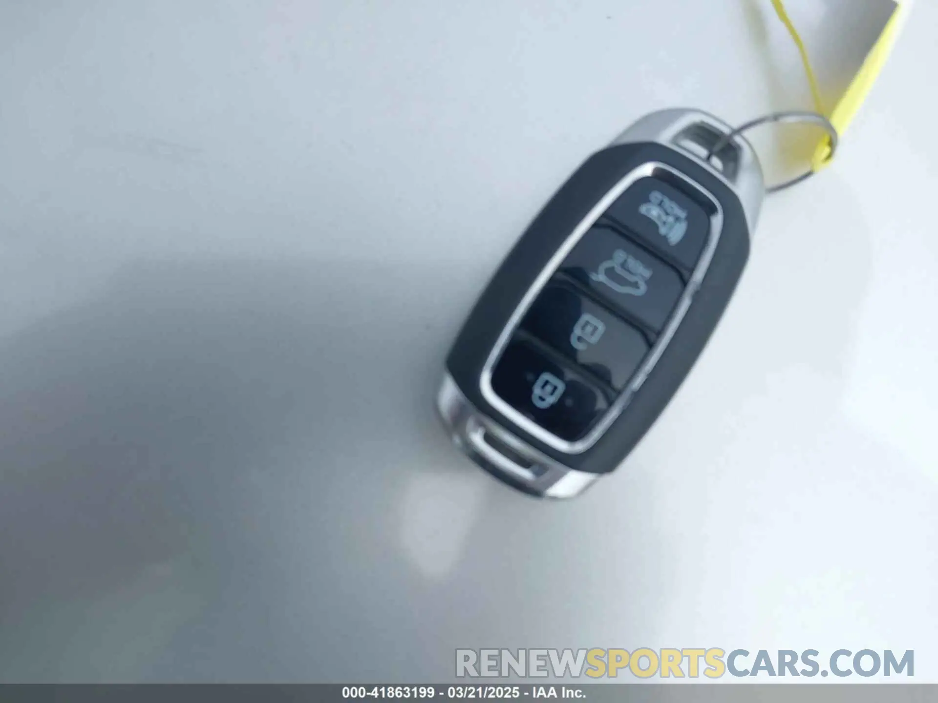 11 Photograph of a damaged car 5NMS33AD5LH211881 HYUNDAI SANTA FE 2020