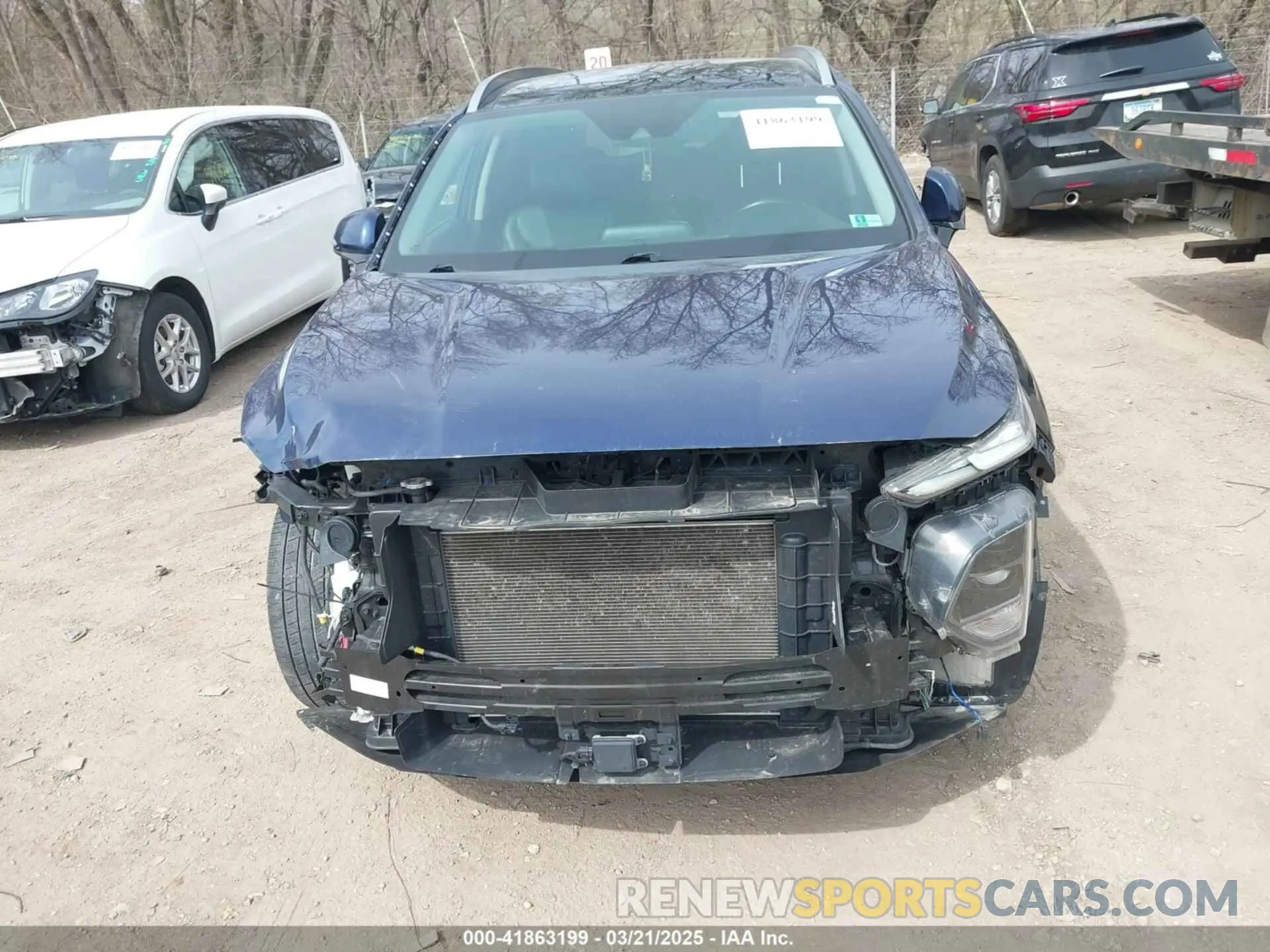 17 Photograph of a damaged car 5NMS33AD5LH211881 HYUNDAI SANTA FE 2020