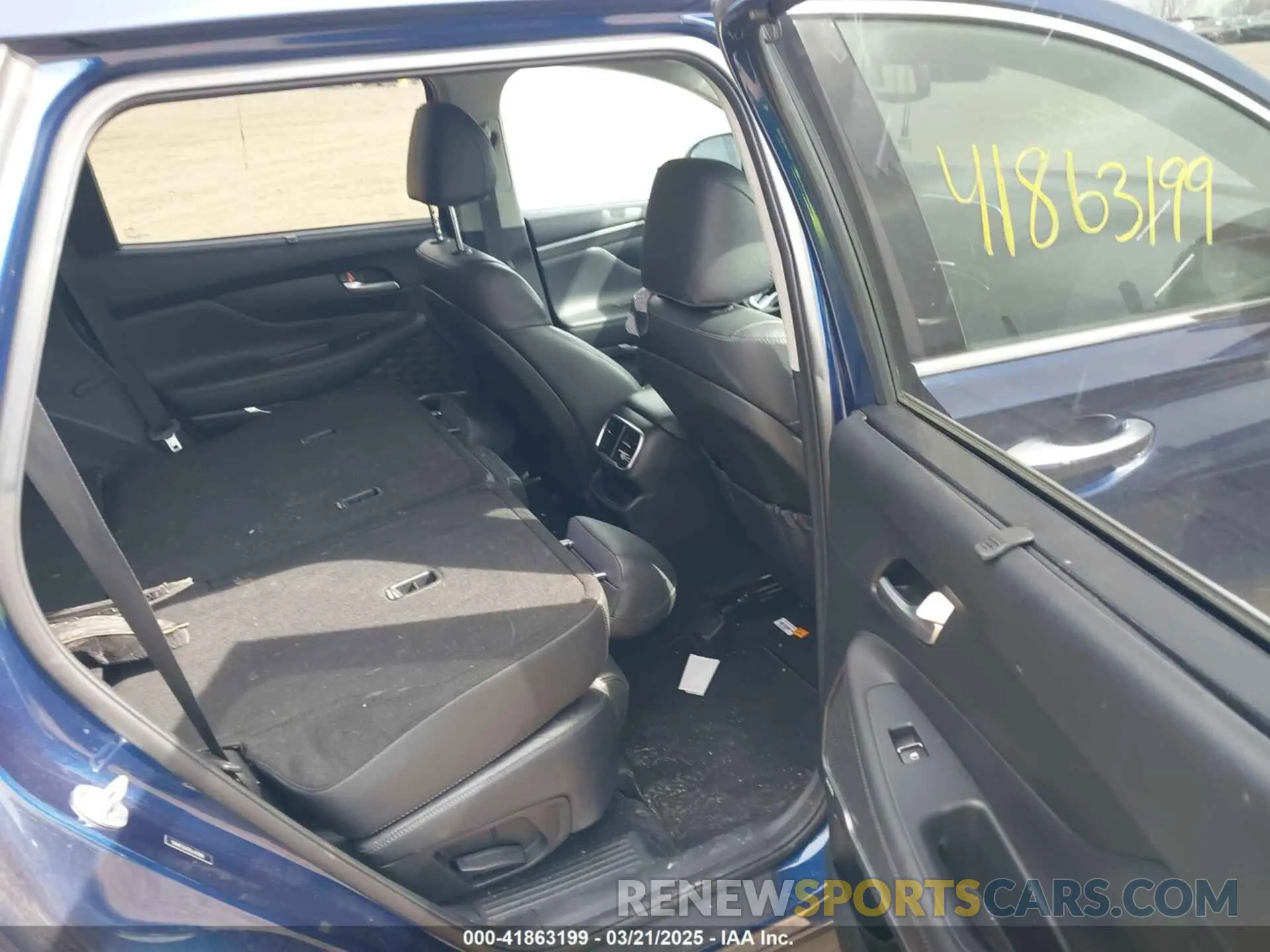 8 Photograph of a damaged car 5NMS33AD5LH211881 HYUNDAI SANTA FE 2020