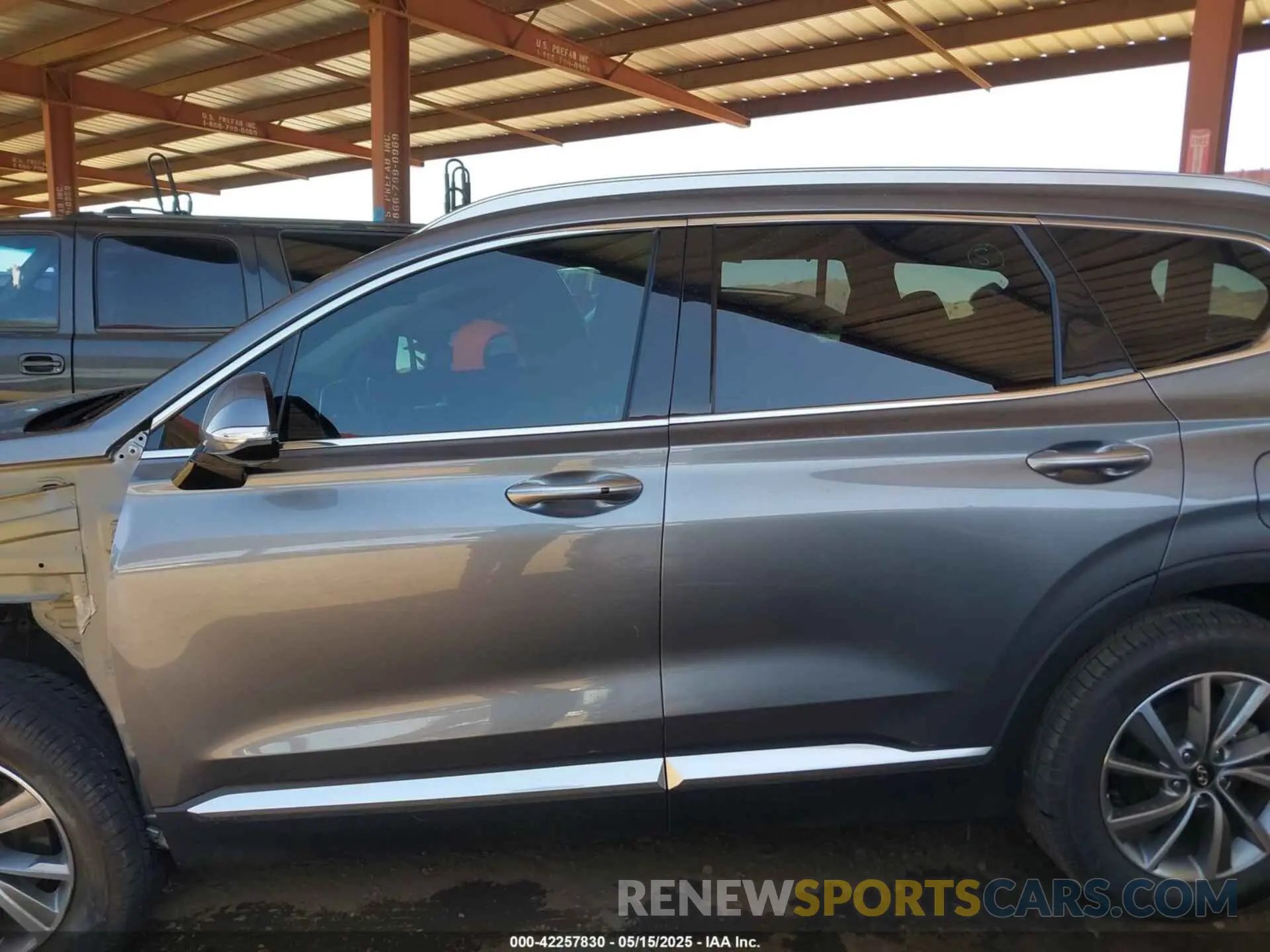 15 Photograph of a damaged car 5NMS33AD6LH137550 HYUNDAI SANTA FE 2020