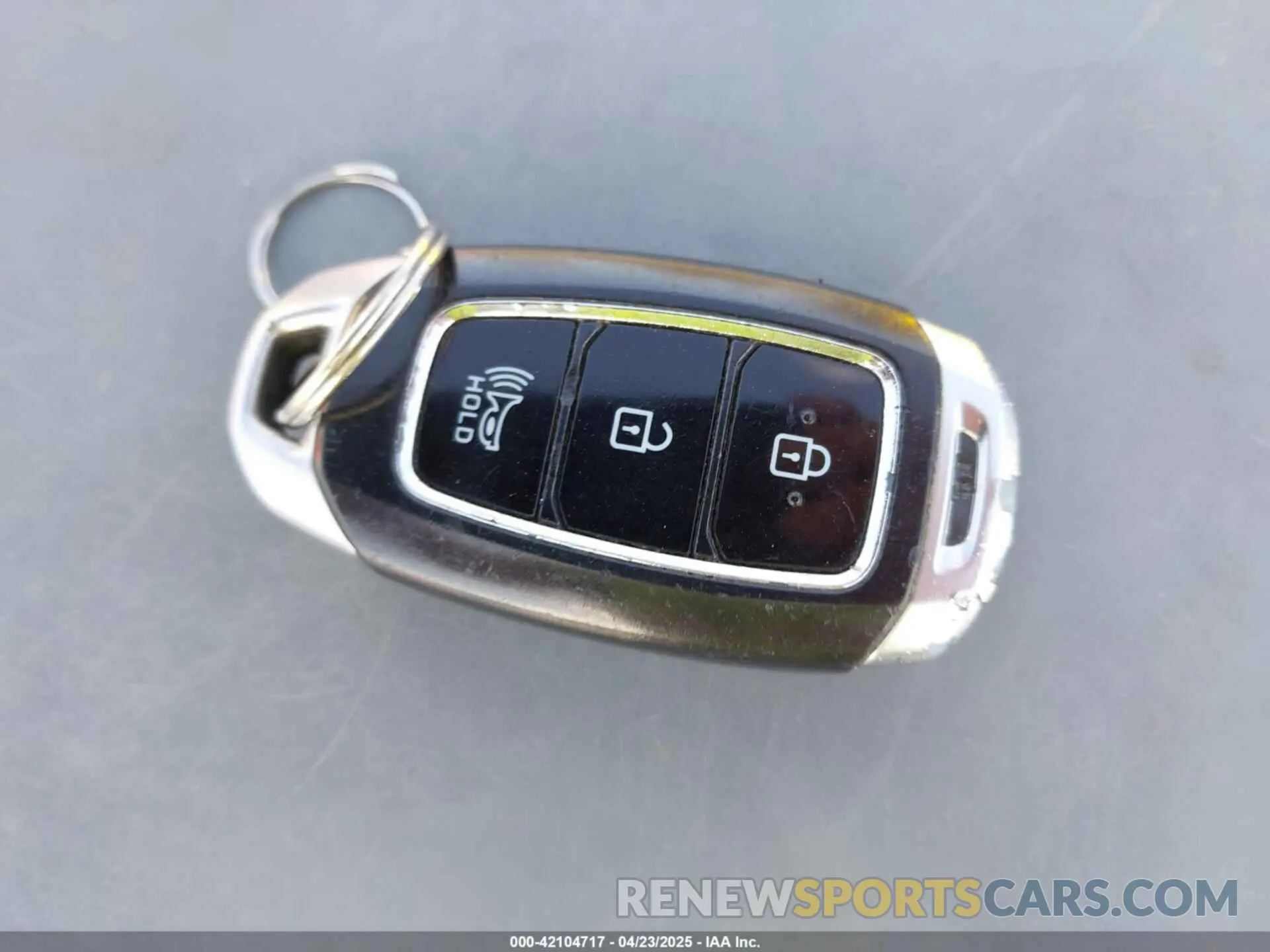 11 Photograph of a damaged car 5NMS33AD6LH227748 HYUNDAI SANTA FE 2020