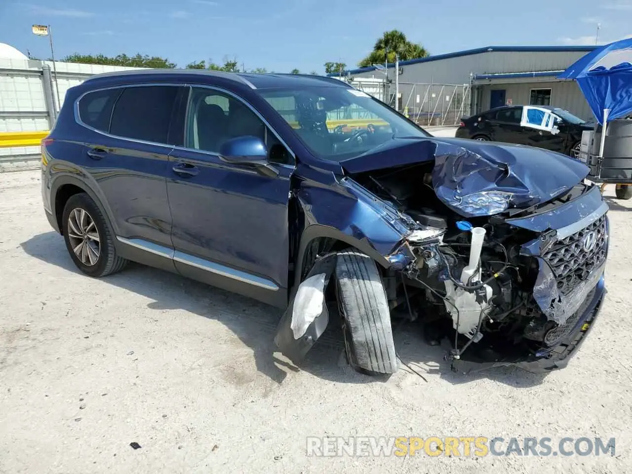 4 Photograph of a damaged car 5NMS33AD6LH265528 HYUNDAI SANTA FE 2020