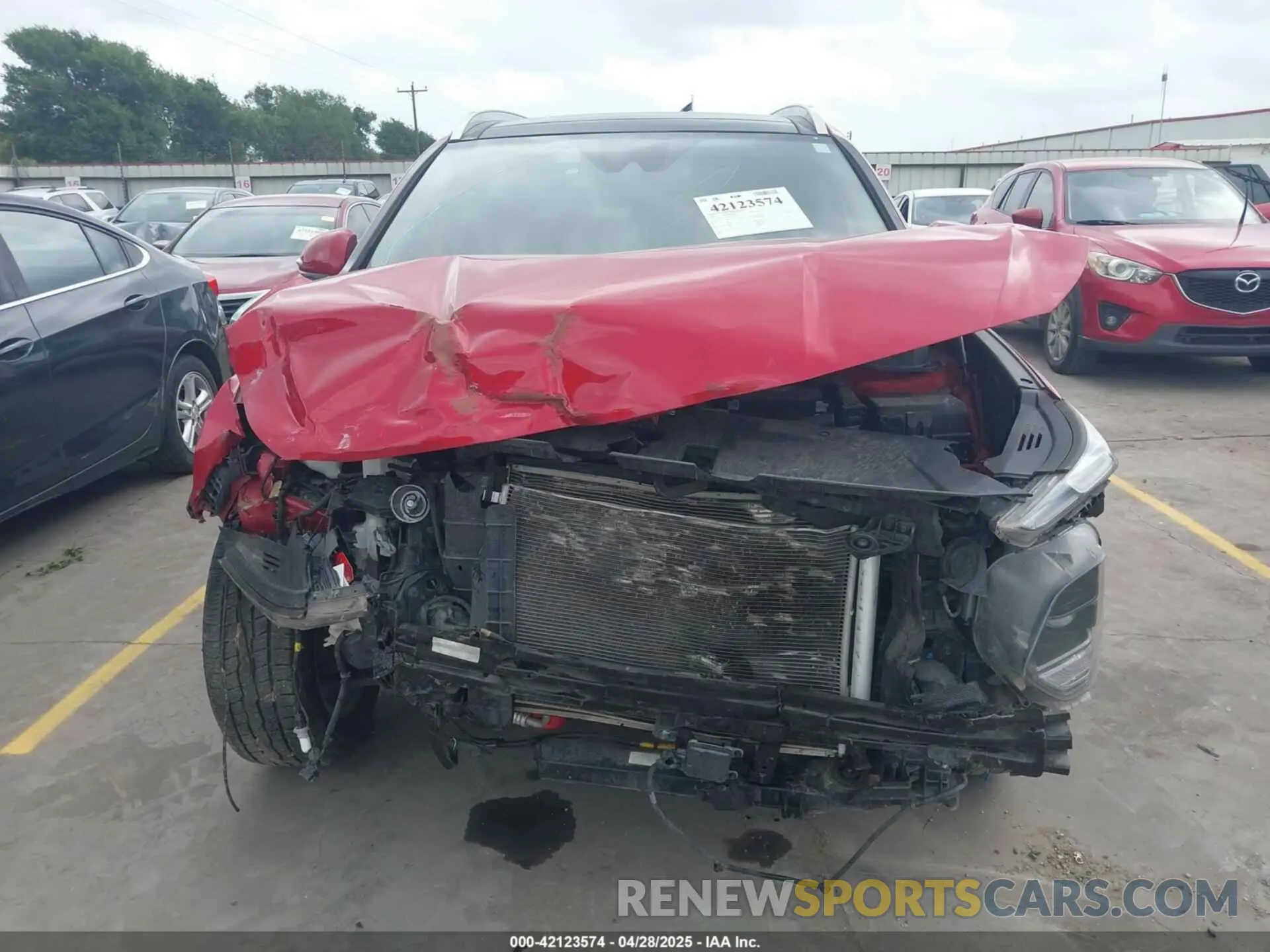 6 Photograph of a damaged car 5NMS33AD7LH241559 HYUNDAI SANTA FE 2020