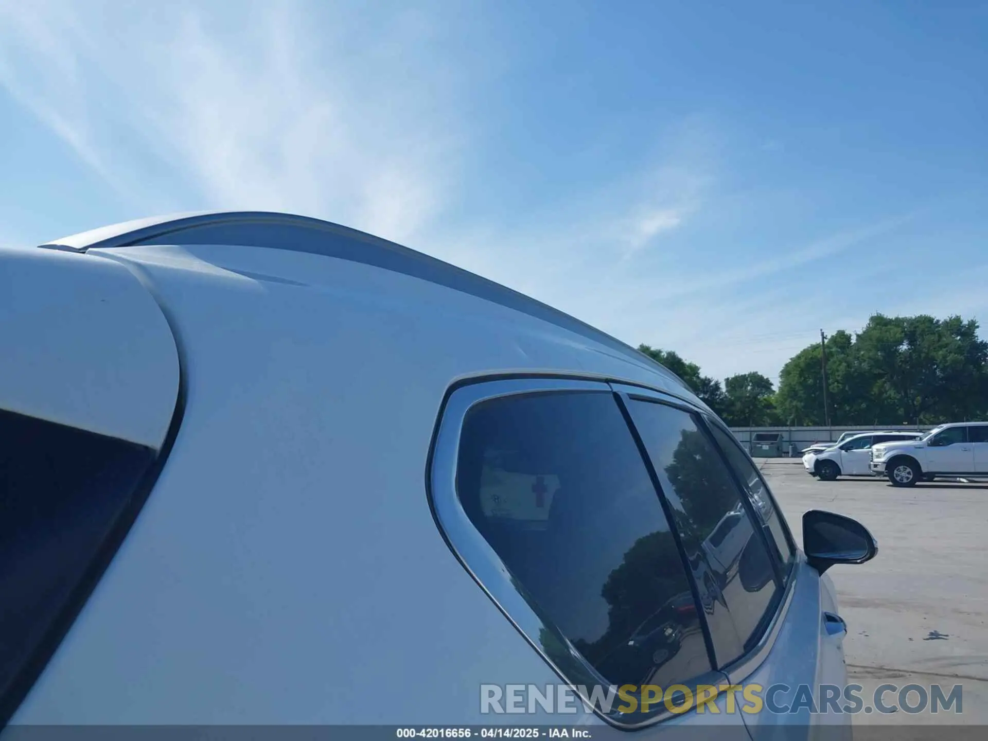17 Фотография поврежденного автомобиля 5NMS33AD8LH165530 HYUNDAI SANTA FE 2020