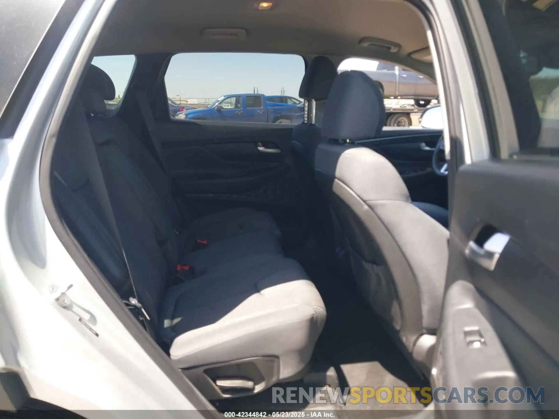 8 Фотография поврежденного автомобиля 5NMS33AD8LH169805 HYUNDAI SANTA FE 2020