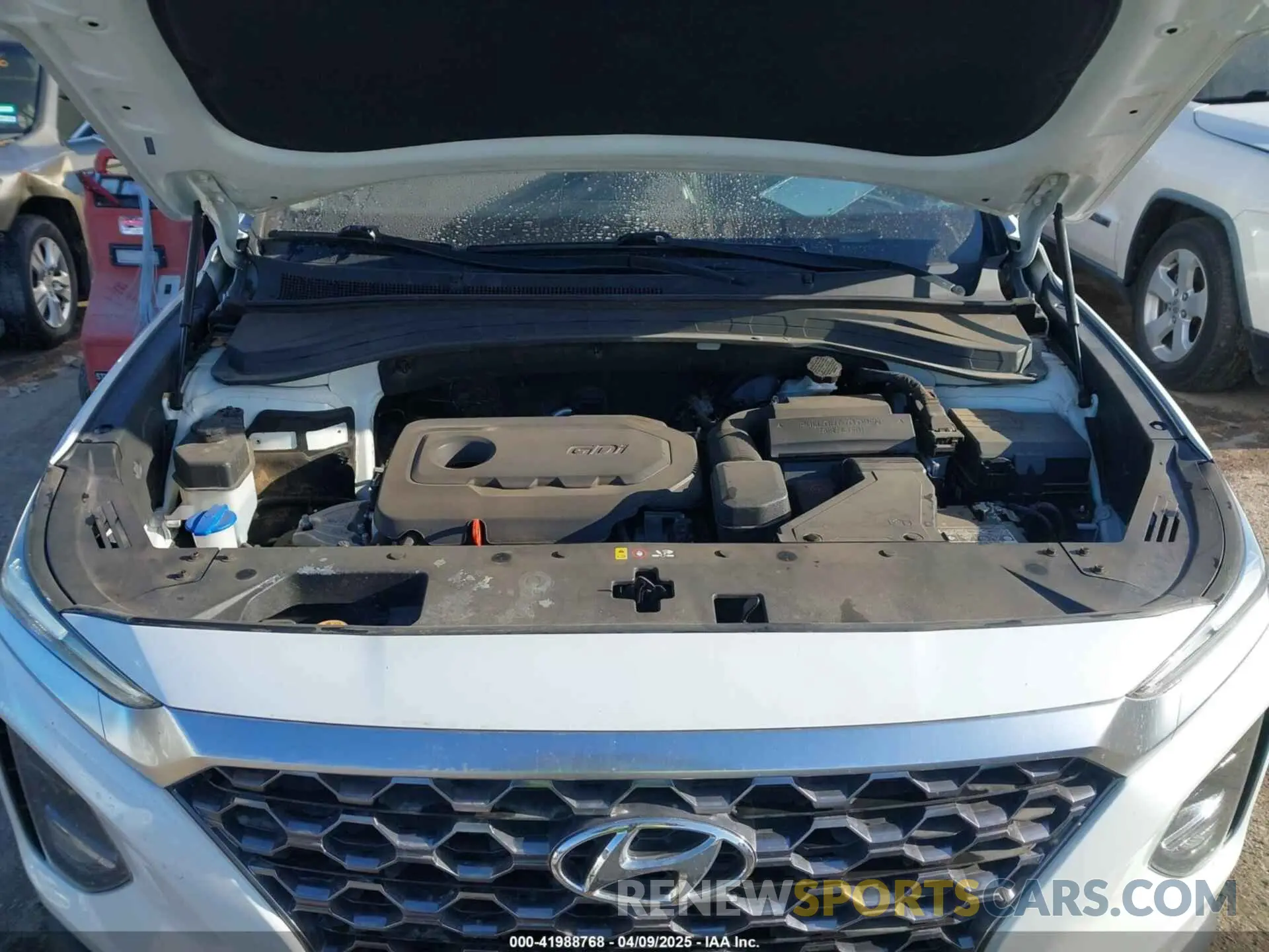 10 Photograph of a damaged car 5NMS33AD8LH188774 HYUNDAI SANTA FE 2020