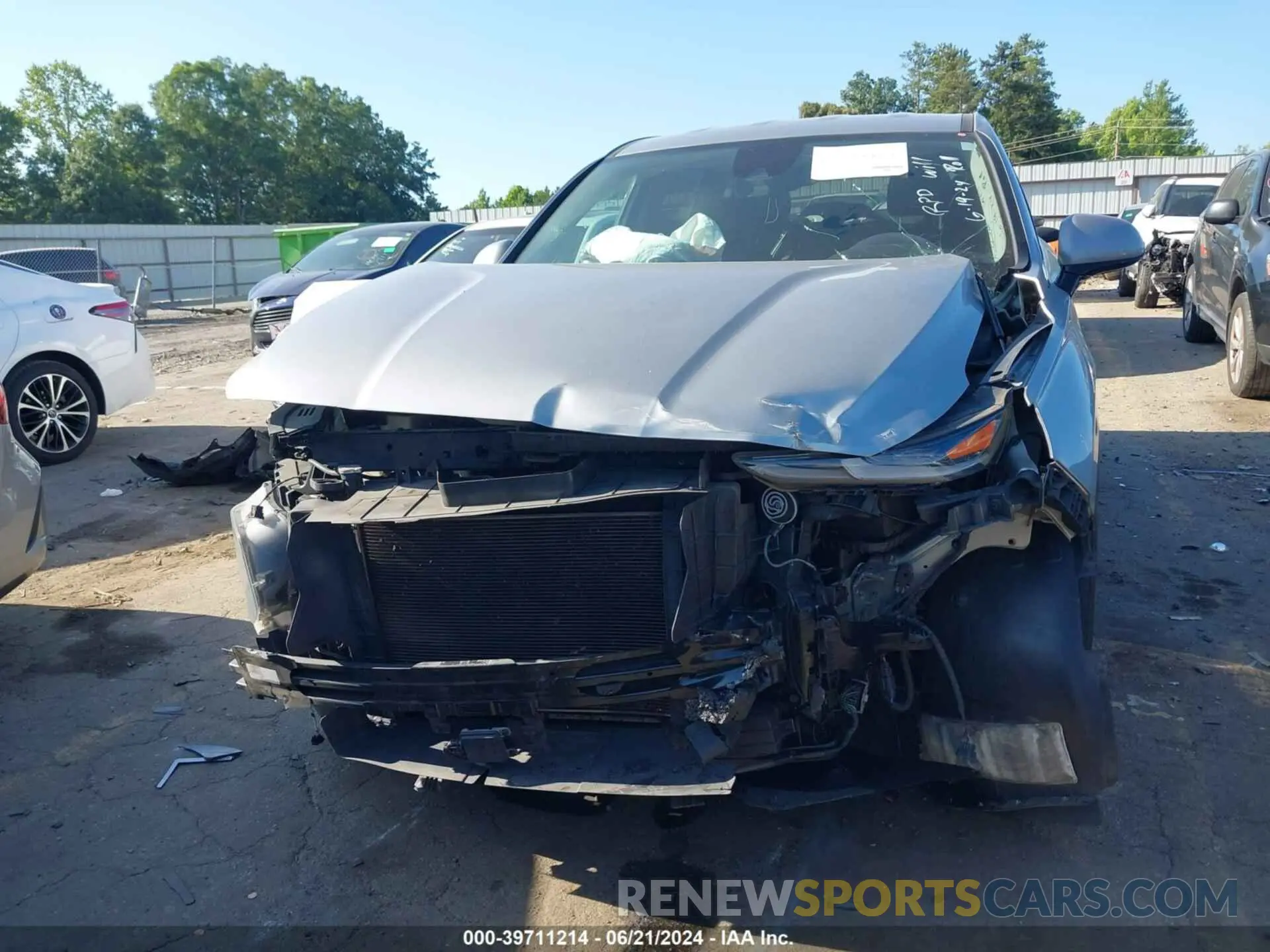 12 Photograph of a damaged car 5NMS33AD8LH190251 HYUNDAI SANTA FE 2020