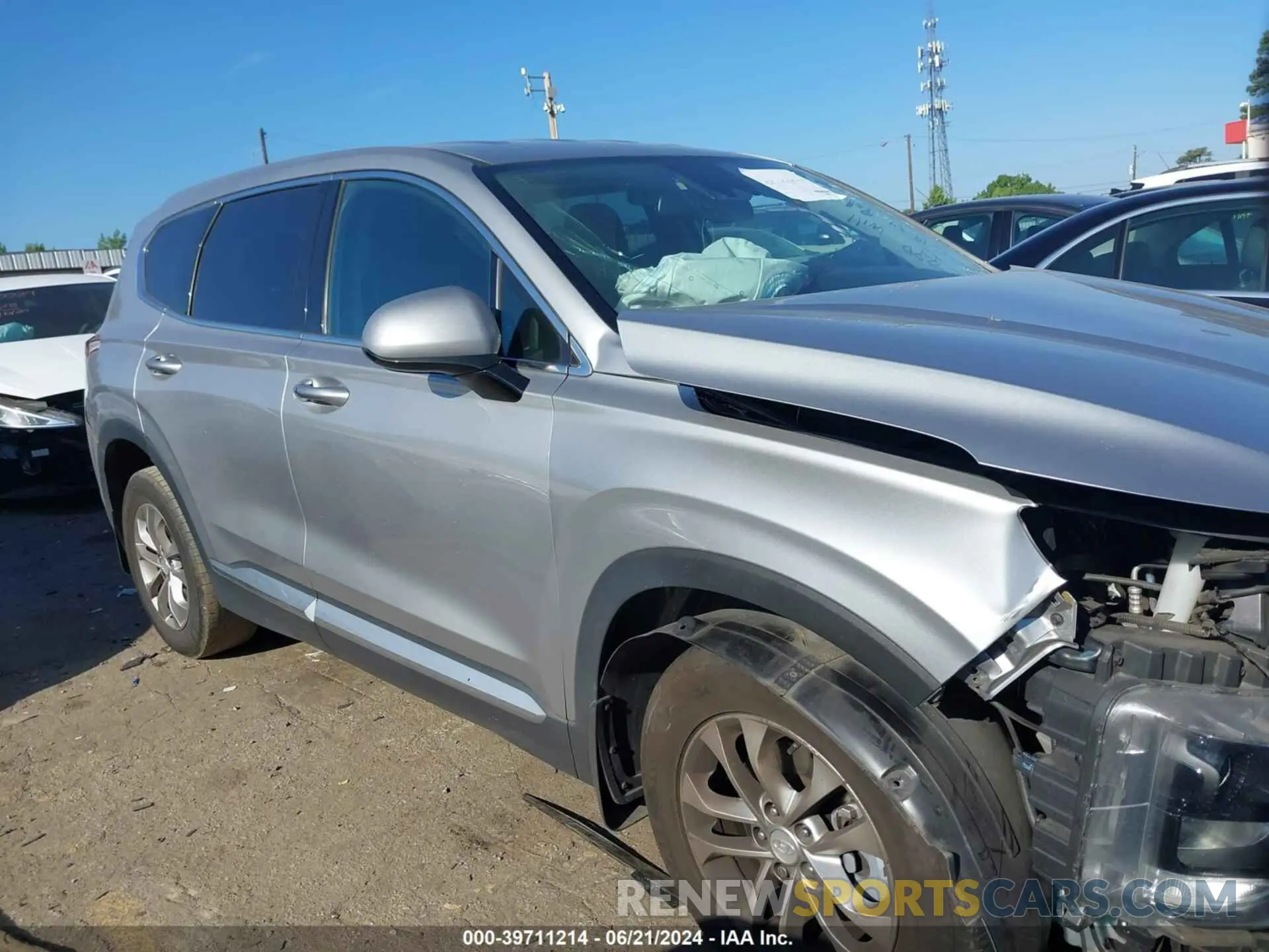 13 Photograph of a damaged car 5NMS33AD8LH190251 HYUNDAI SANTA FE 2020
