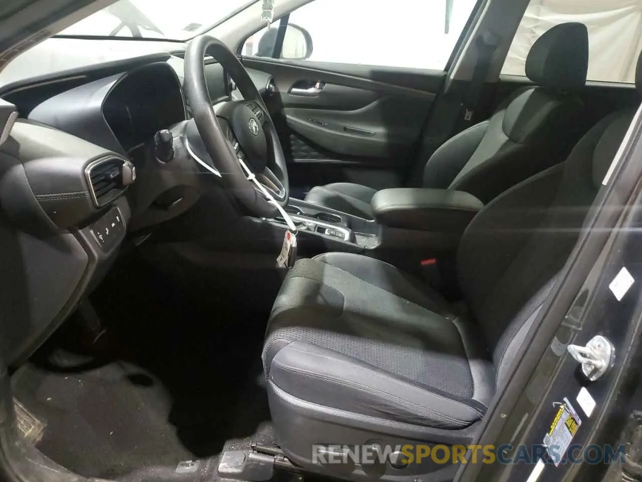 7 Photograph of a damaged car 5NMS33AD8LH231803 HYUNDAI SANTA FE 2020