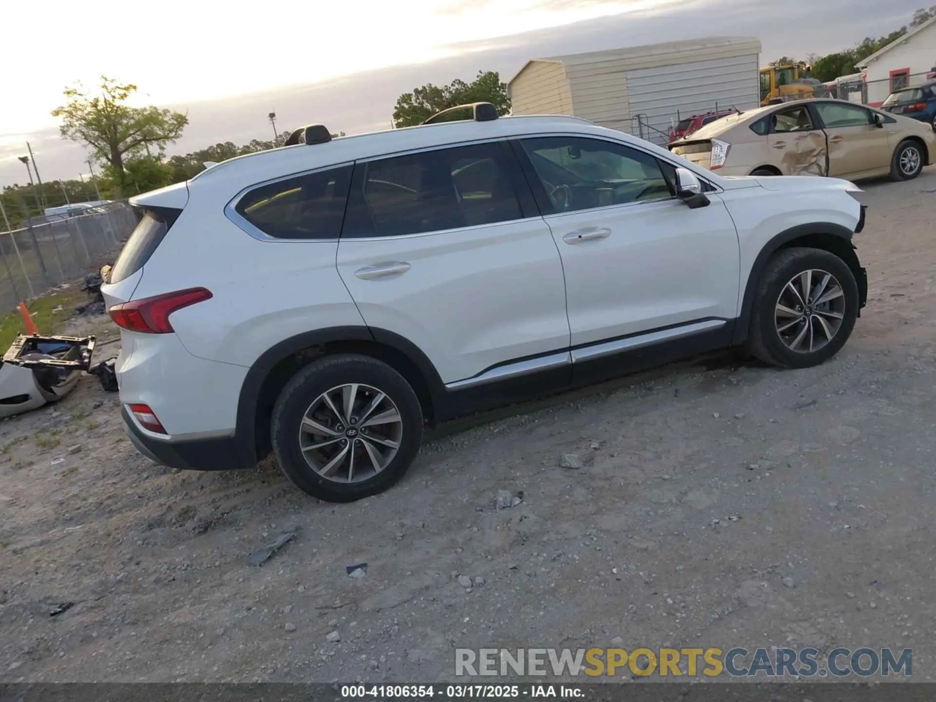 4 Фотография поврежденного автомобиля 5NMS33AD8LH300490 HYUNDAI SANTA FE 2020