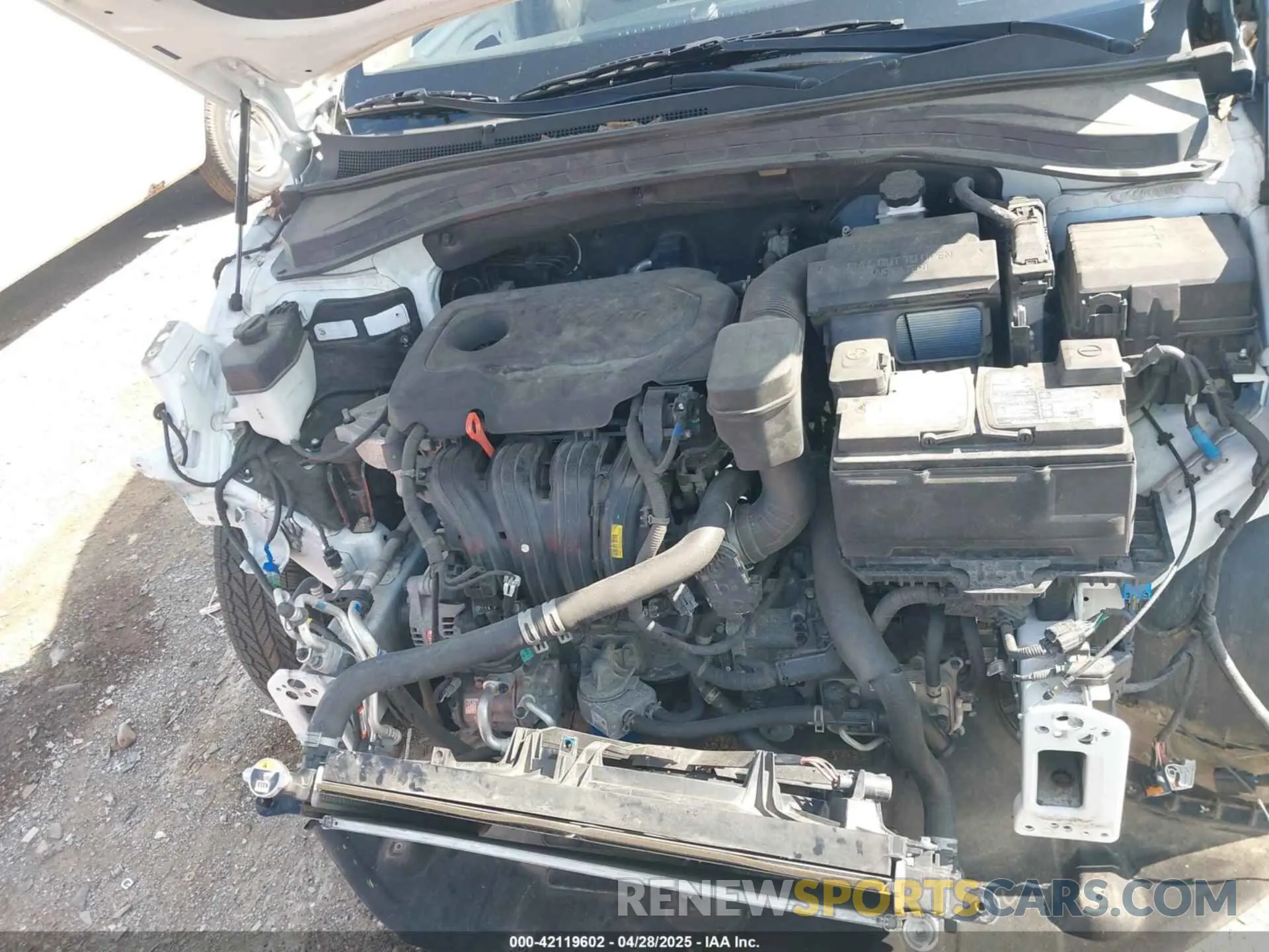 10 Photograph of a damaged car 5NMS3CAD0LH254203 HYUNDAI SANTA FE 2020