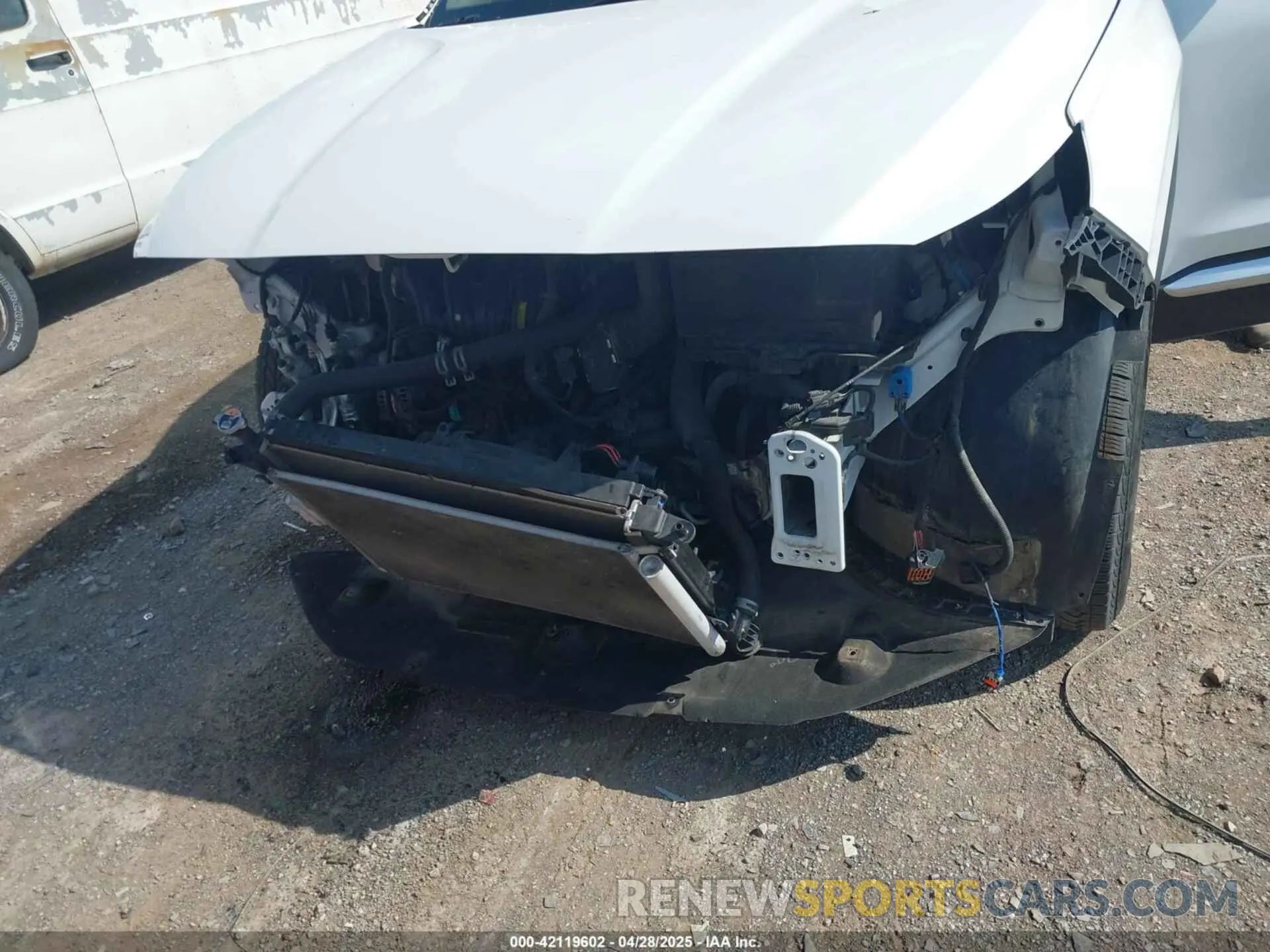 6 Photograph of a damaged car 5NMS3CAD0LH254203 HYUNDAI SANTA FE 2020