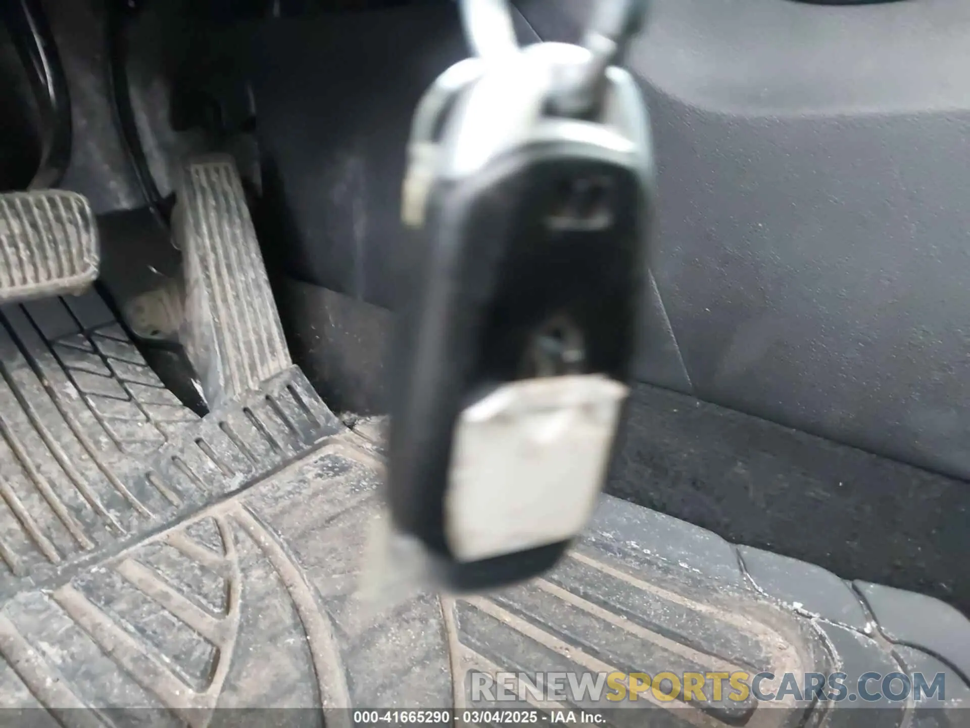 11 Photograph of a damaged car 5NMS3CAD1LH162128 HYUNDAI SANTA FE 2020