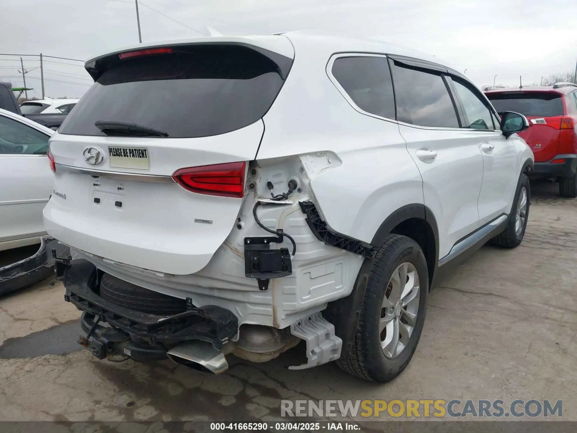 4 Photograph of a damaged car 5NMS3CAD1LH162128 HYUNDAI SANTA FE 2020