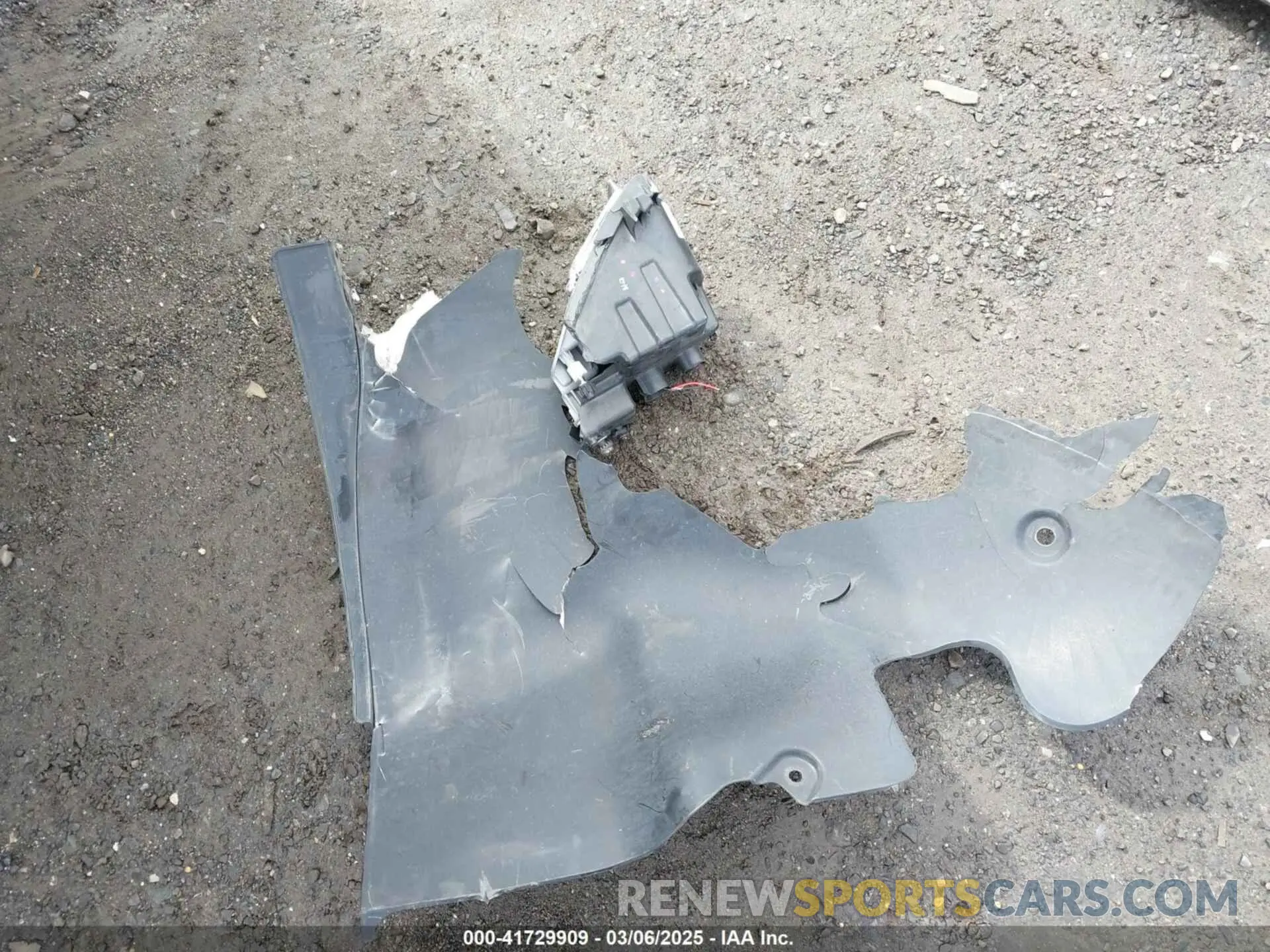 12 Фотография поврежденного автомобиля 5NMS3CAD2LH163997 HYUNDAI SANTA FE 2020