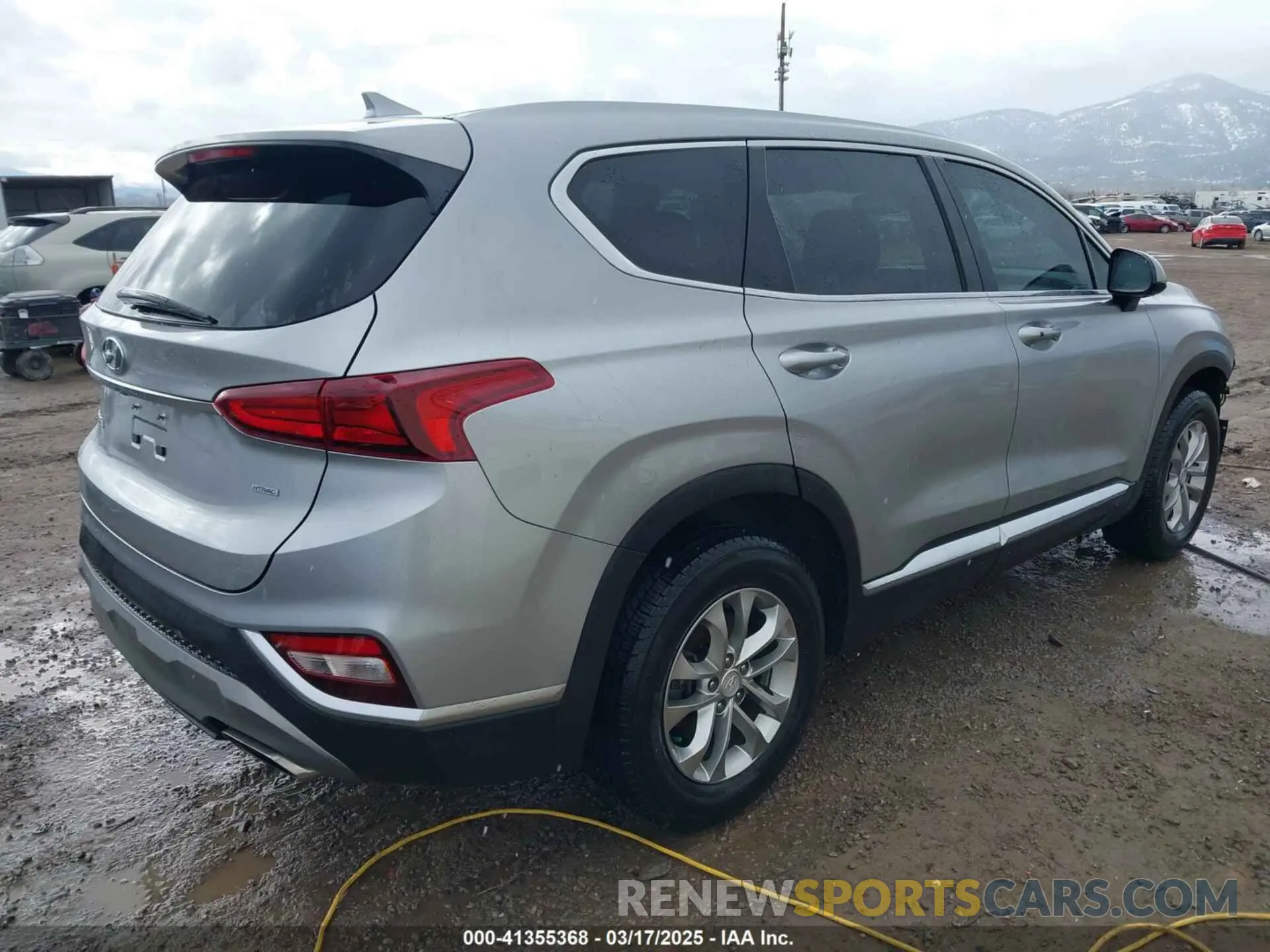 4 Photograph of a damaged car 5NMS3CAD2LH217590 HYUNDAI SANTA FE 2020
