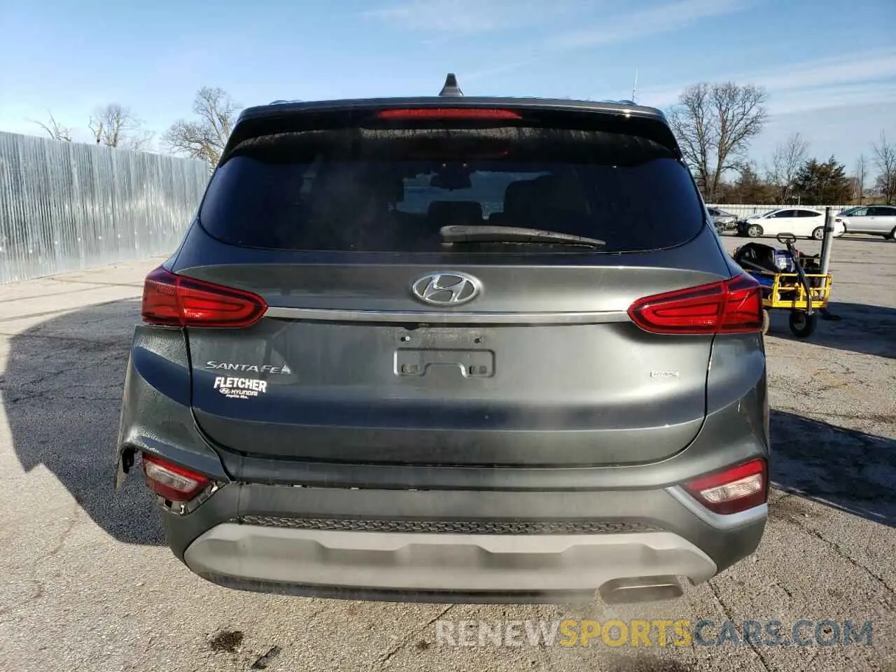 6 Photograph of a damaged car 5NMS3CAD5LH203117 HYUNDAI SANTA FE 2020