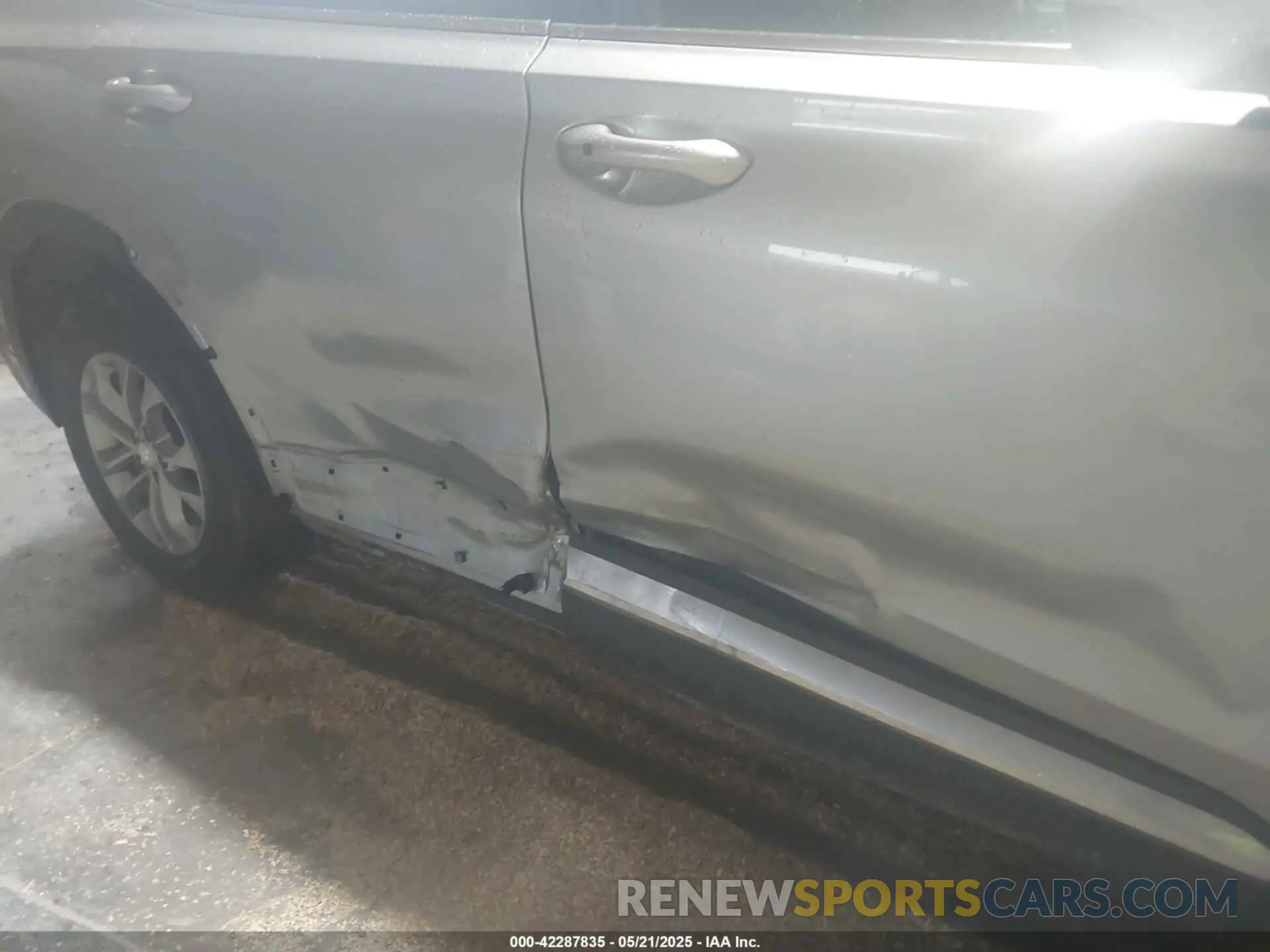 18 Photograph of a damaged car 5NMS3CAD6LH234229 HYUNDAI SANTA FE 2020